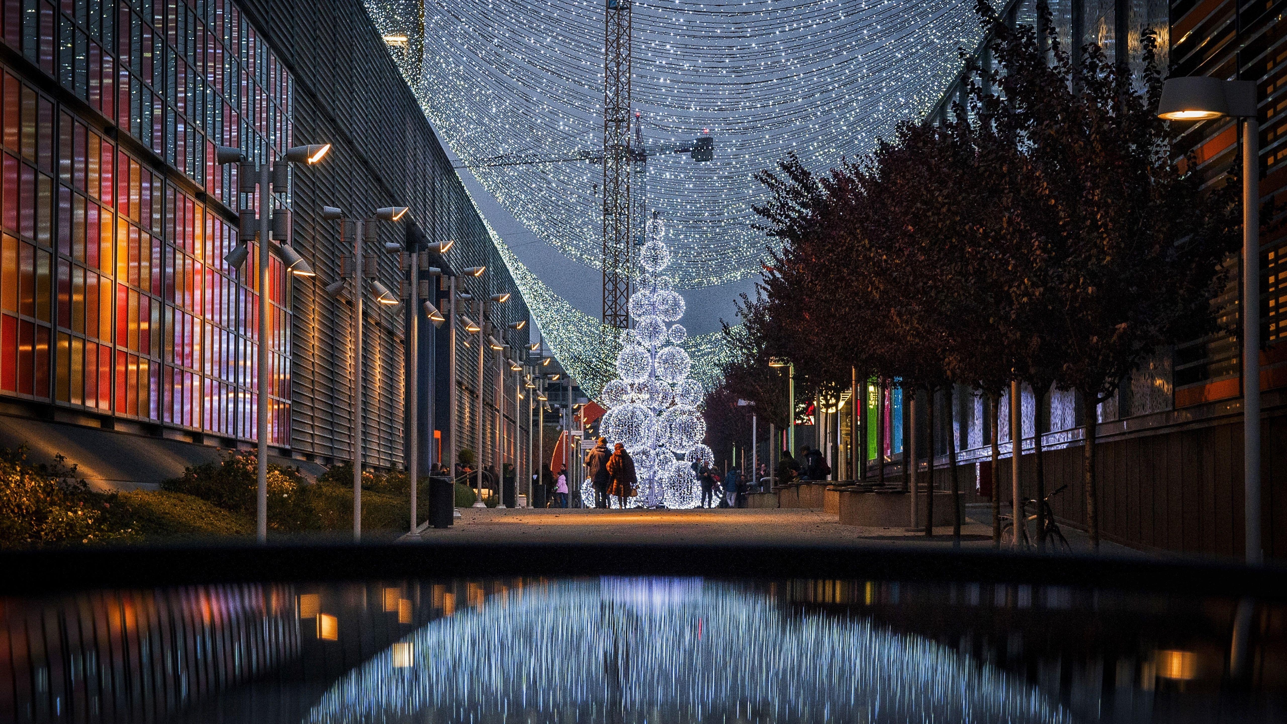 5120x2880 Wallpaper Weekends: Shopping in Italy Before Christmas for Mac
