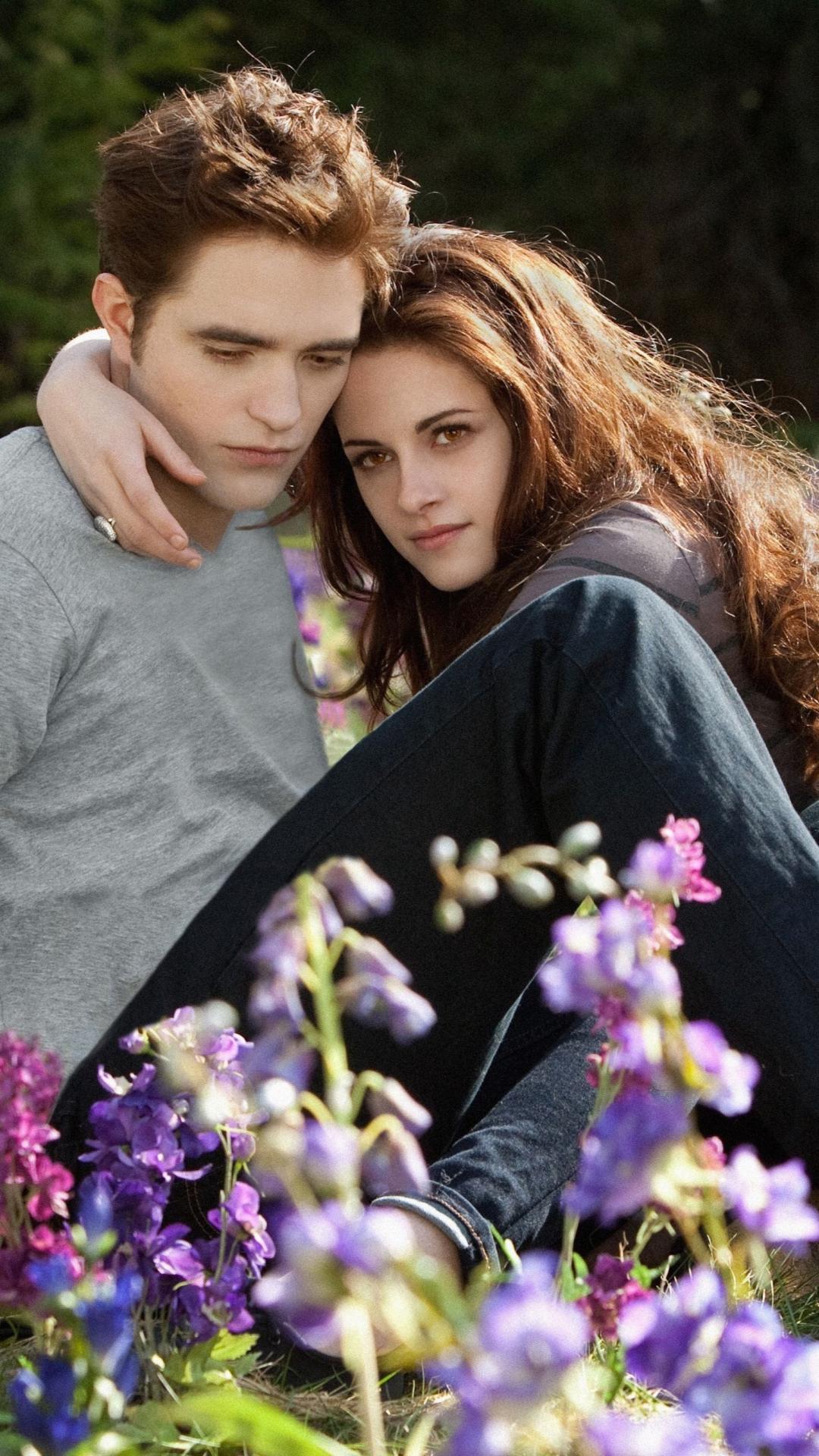 1080x1920 Edward Cullen Bella Swan Wallpaper
