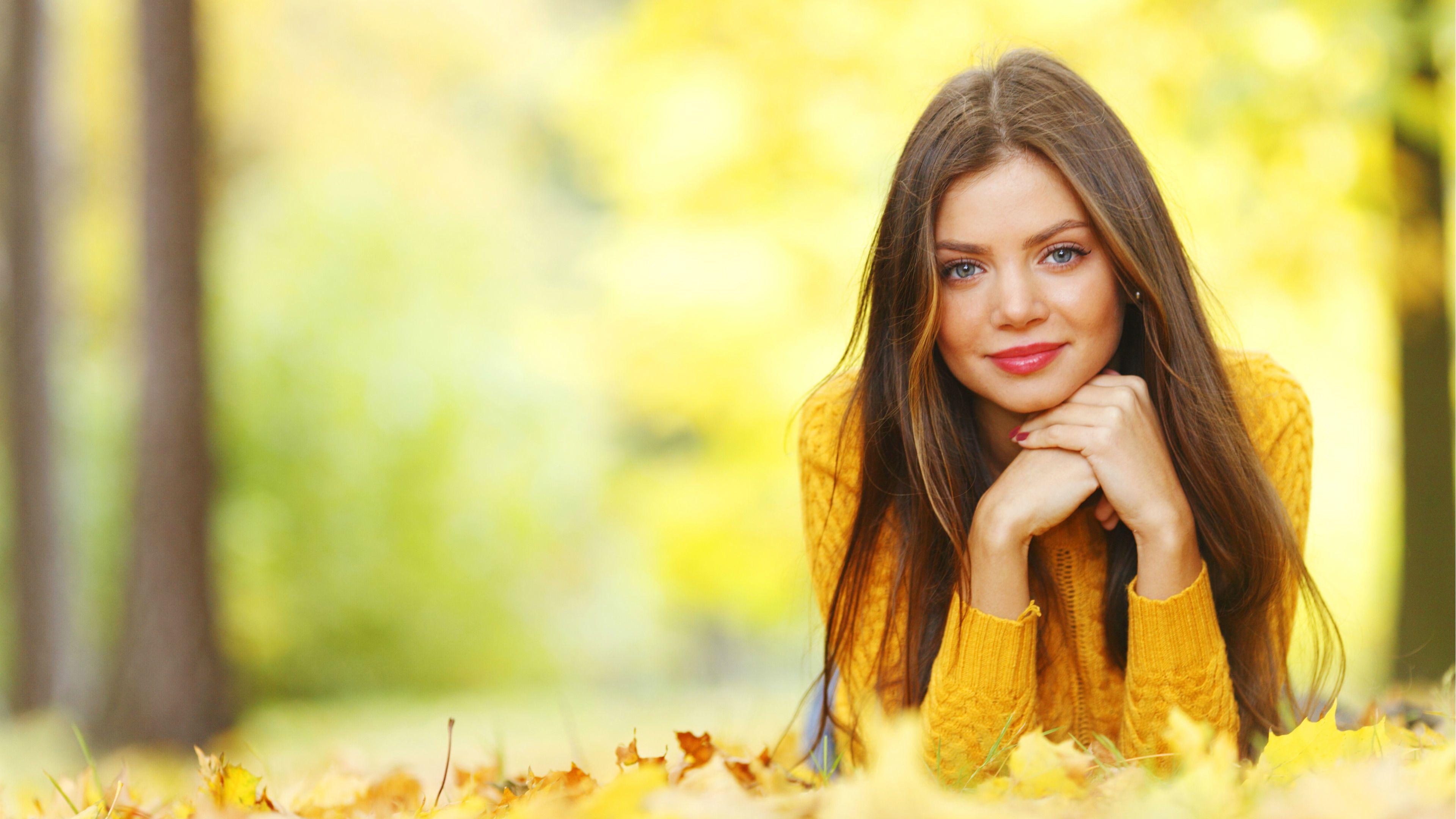 3840x2160 Beauty Woman Feeling Happym In Garden