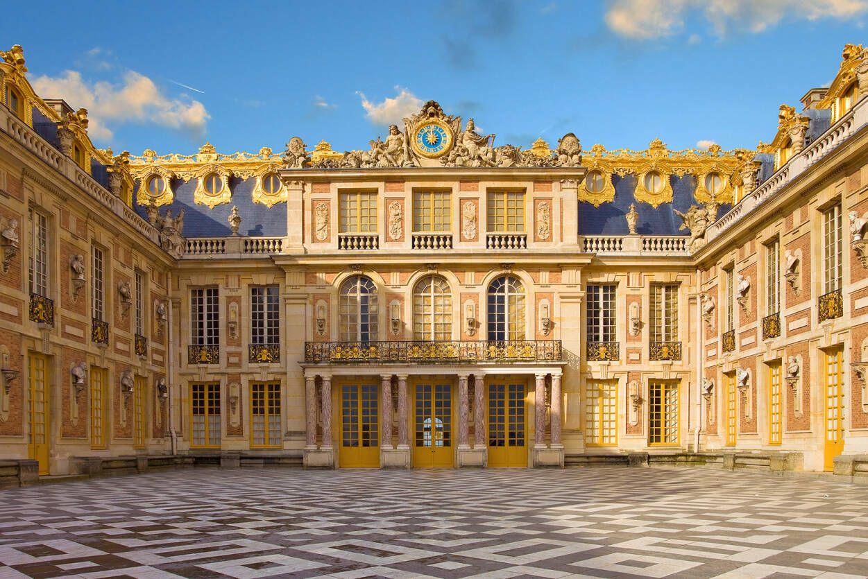 1251x835 Palace Of Versailles Wallpaper