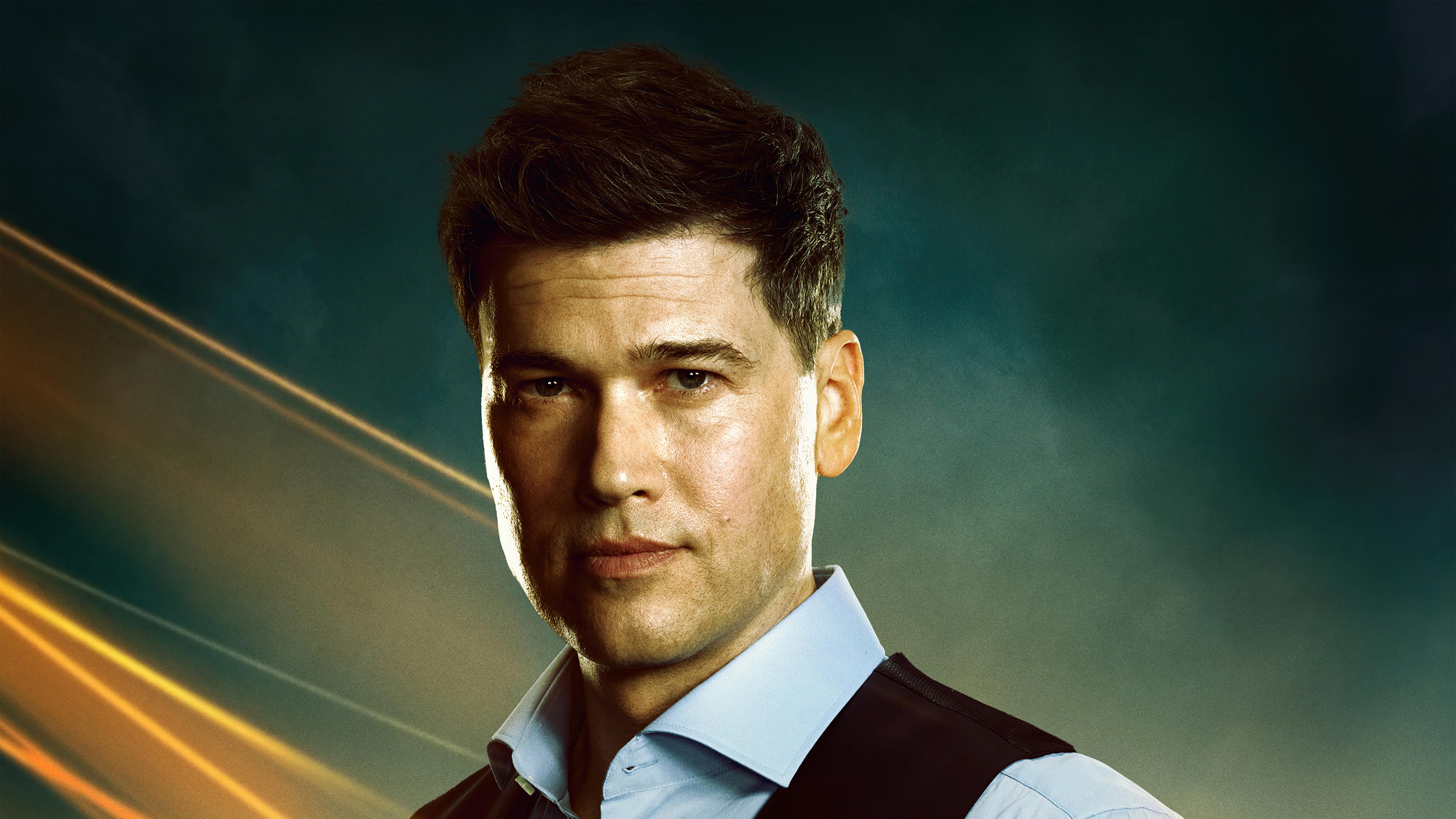5120x2880 Wallpaper 4k Dc Legends Of Tomorrow Cast 4k Wallpaper