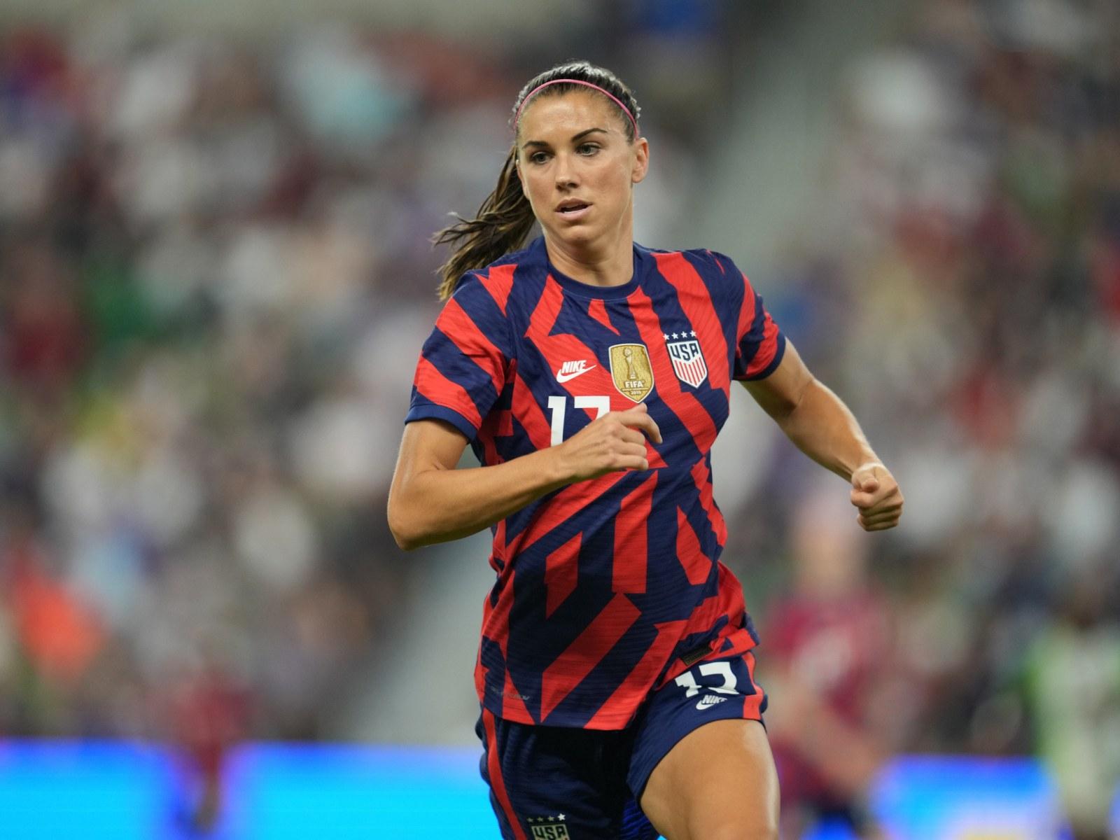1600x1200 Alex Morgan Hits Out at Tokyo Olympics Organizers Over Strict Rules for Children