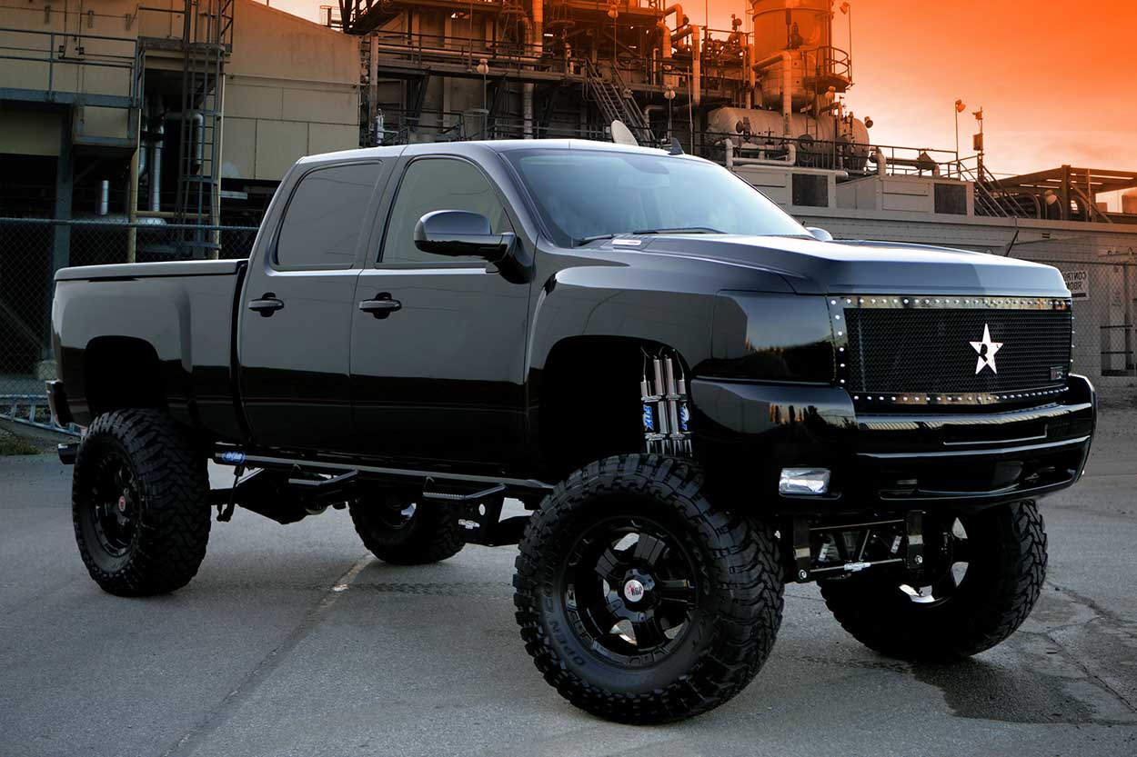 1250x833 Lifted Duramax Wallpaper