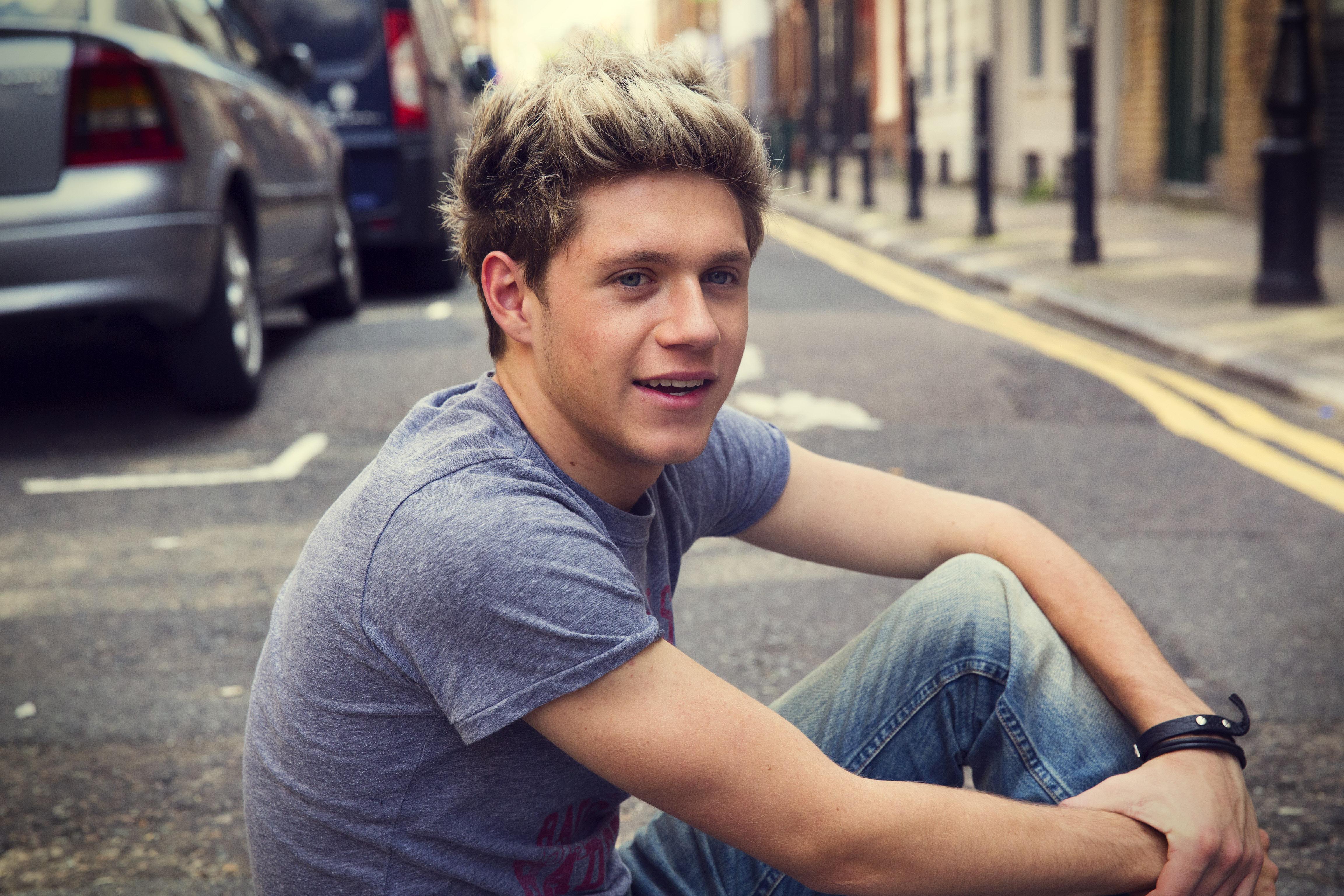 4608x3072 Niall Horan Laptop Wallpaper