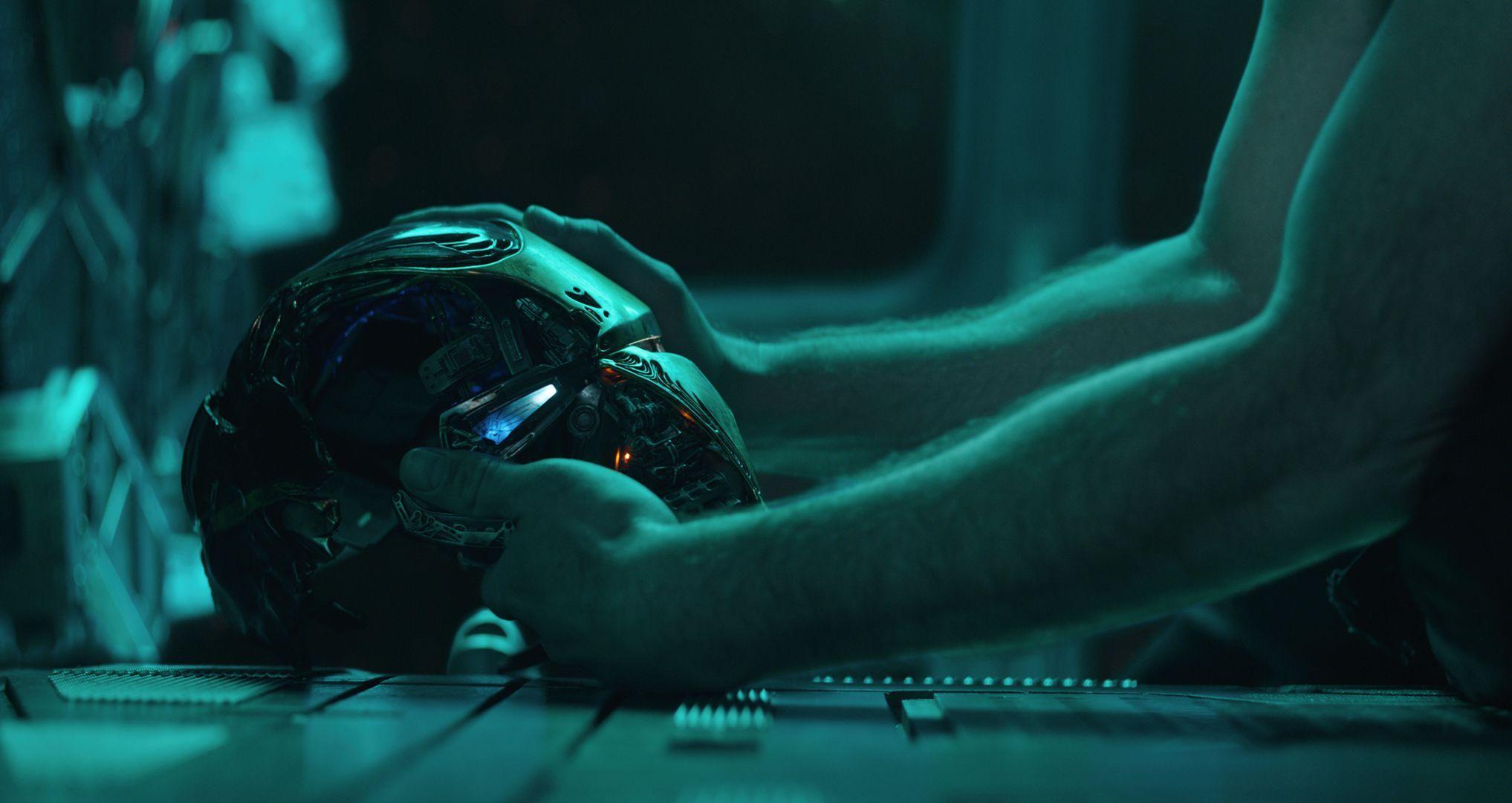 2035x1080 Avengers: Endgame': Tony Stark death scene was nearly a lot more graphic