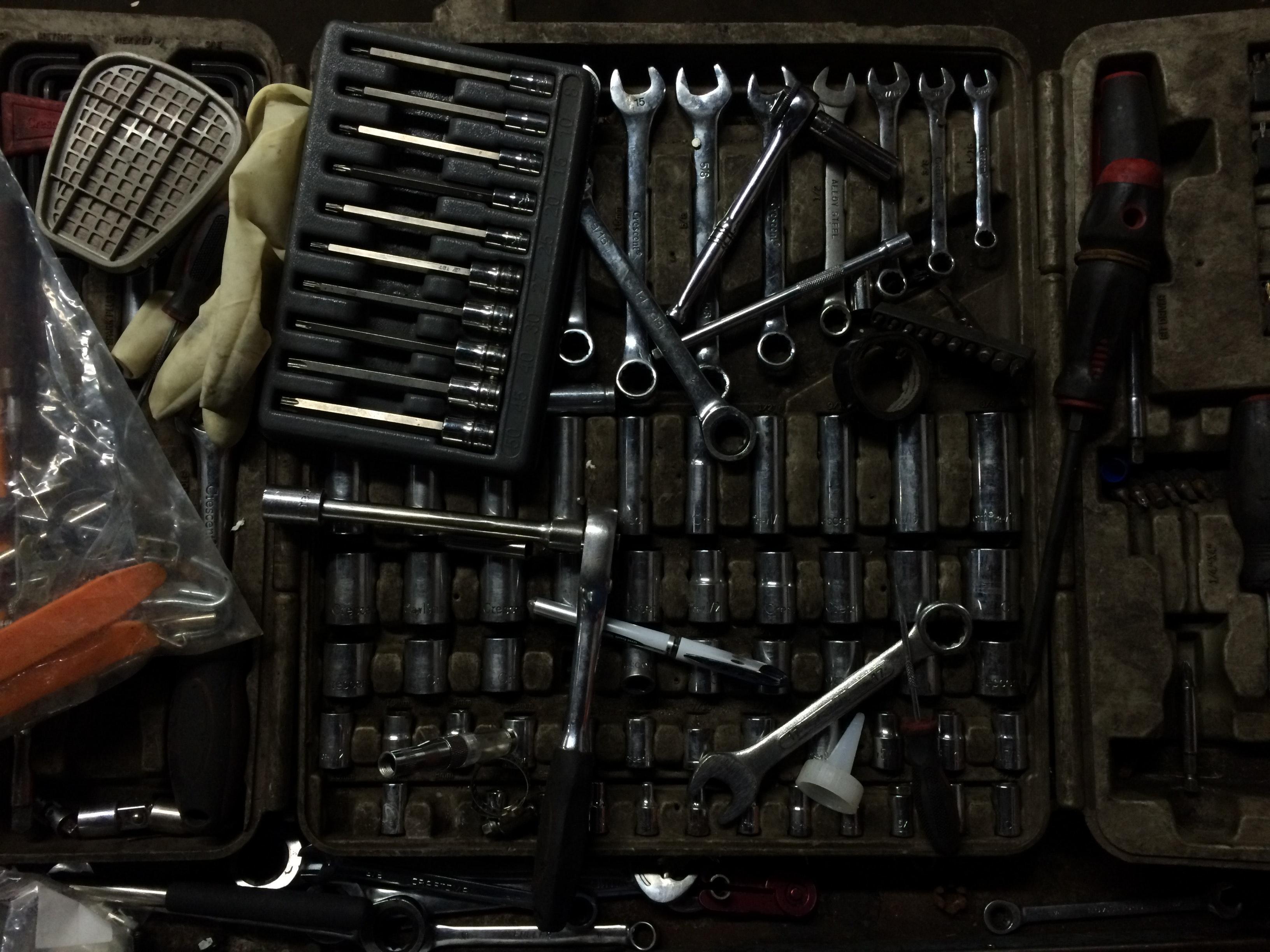 3264x2448 Toolbox Wallpaper