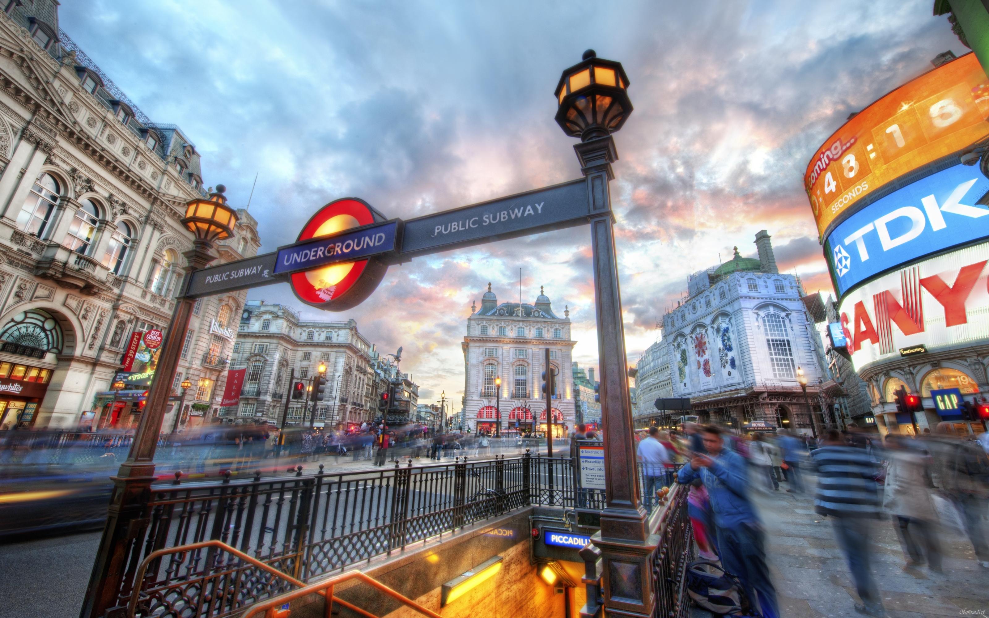 3200x2000 London Street Day Hd Desktop Wallpaper