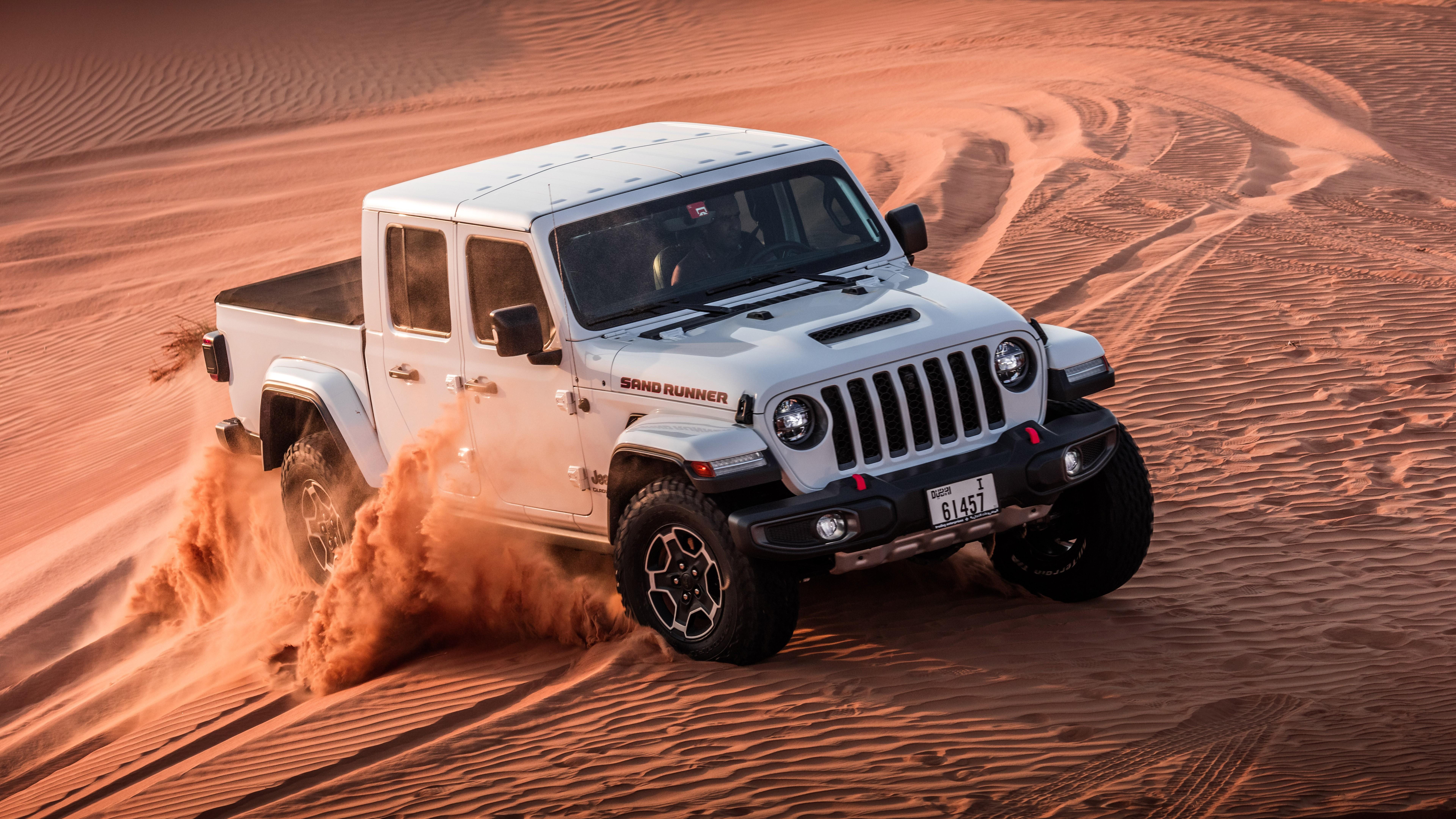 7680x4320 Jeep Gladiator Sand Runner 2021 4K 8K Wallpaper. HD Car Wallpaper