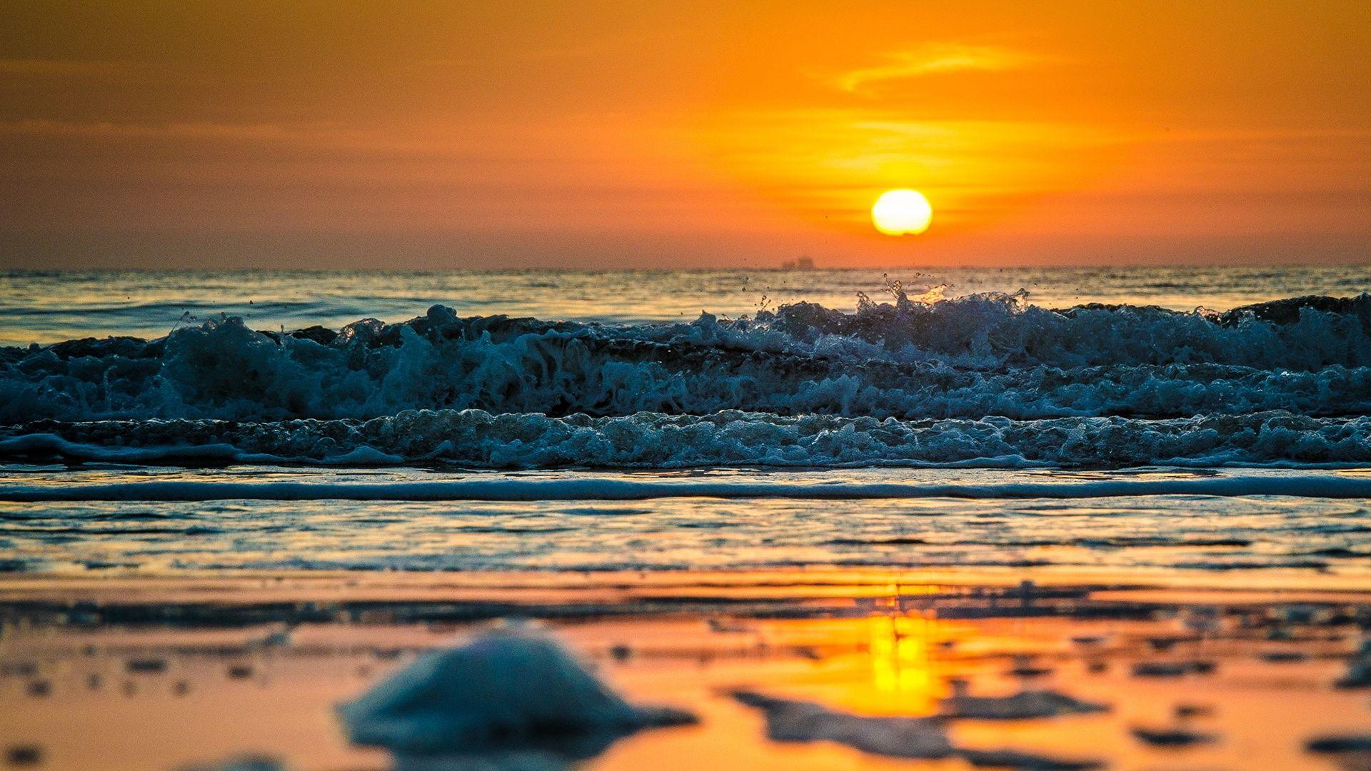 1920x1080 Beach Wave HD Wallpaper