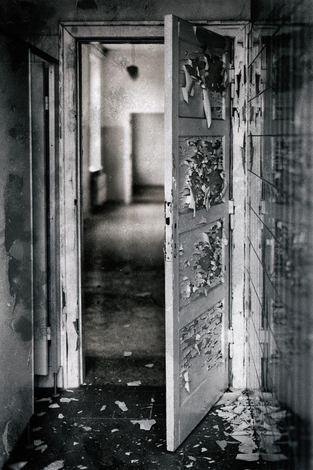 1000x1500 Creepy Hallway Picture. Download Free Image