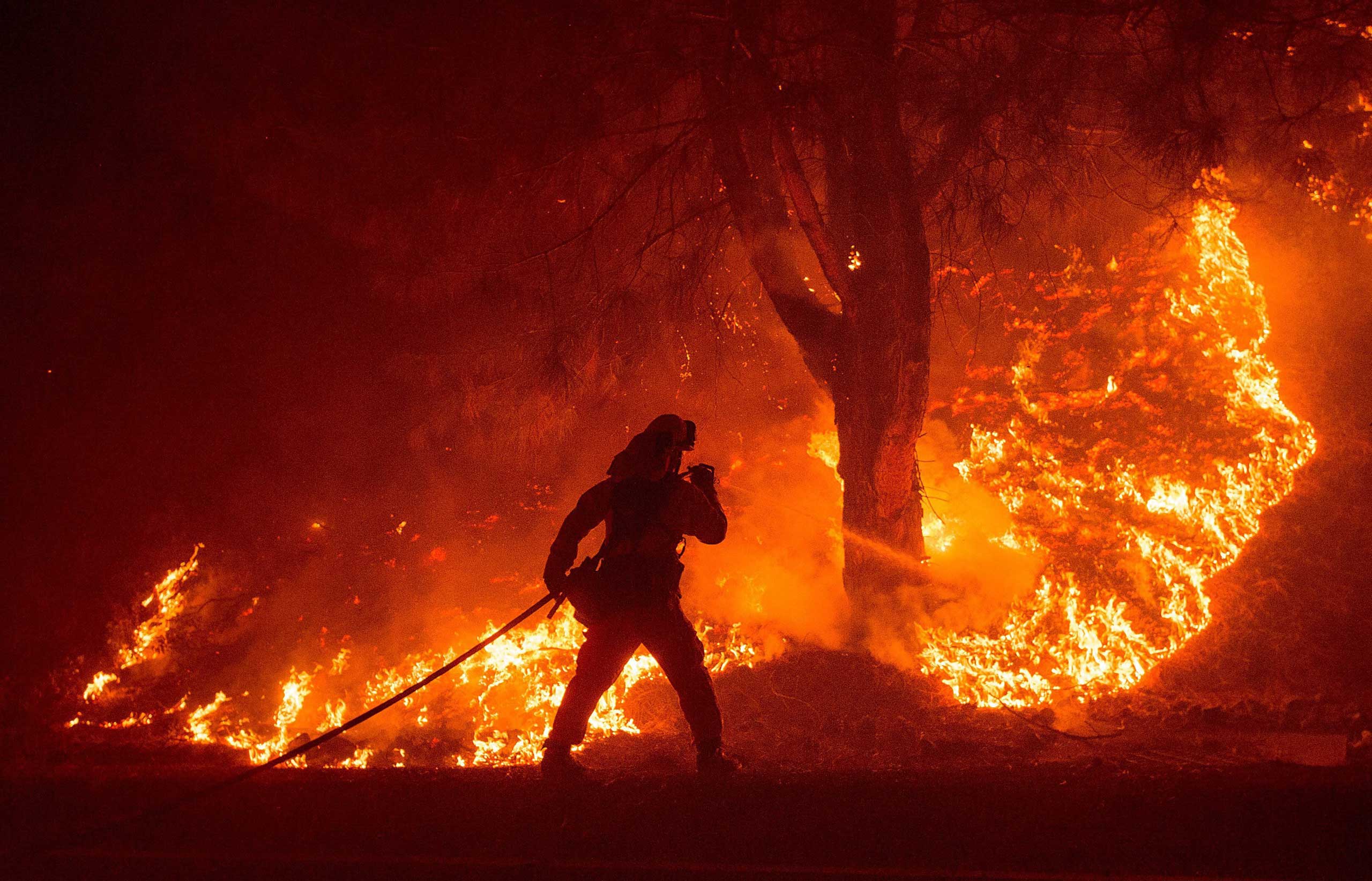2560x1644 California Wildfire Photo
