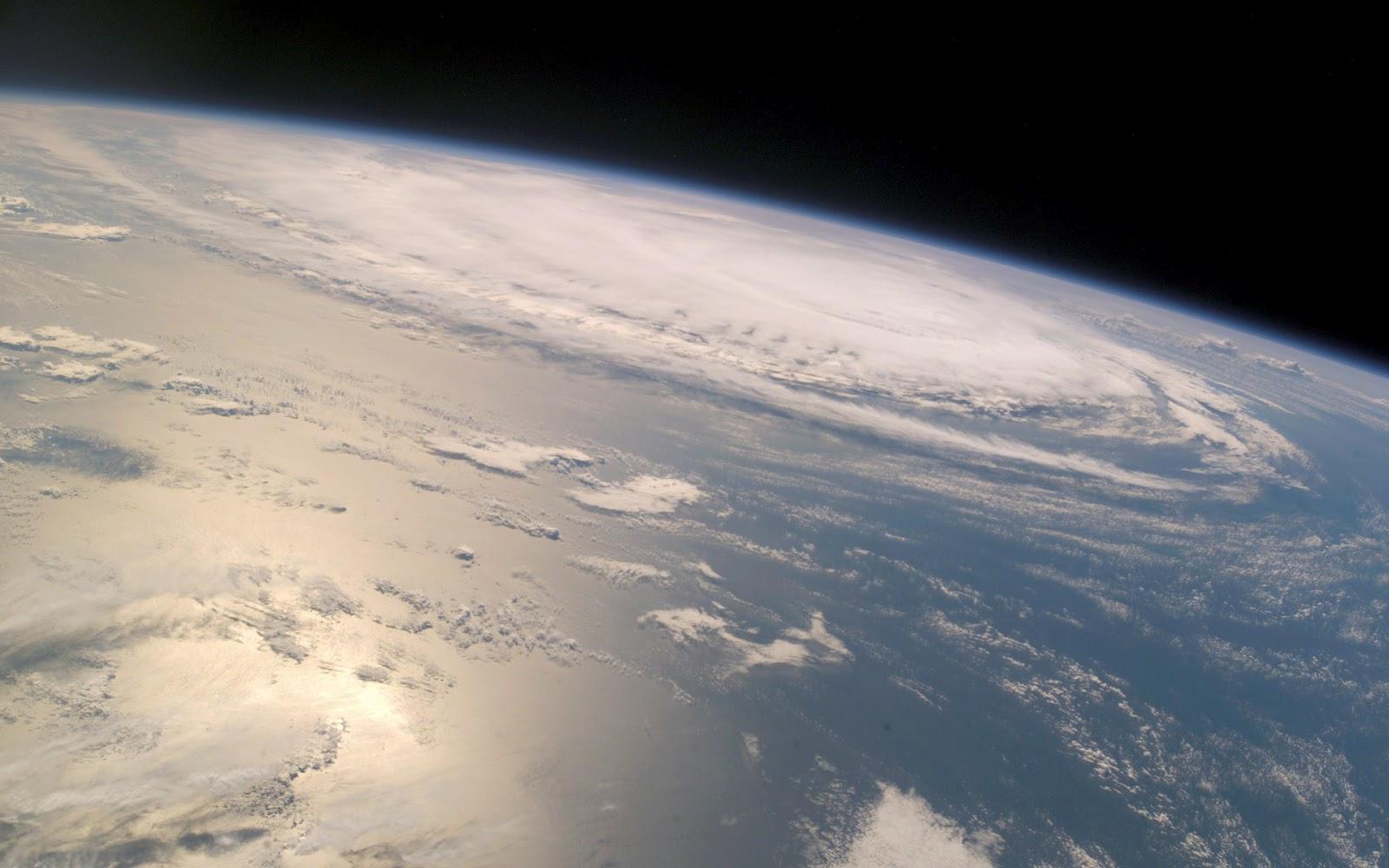 1600x1000 NASA Wallpaper HD