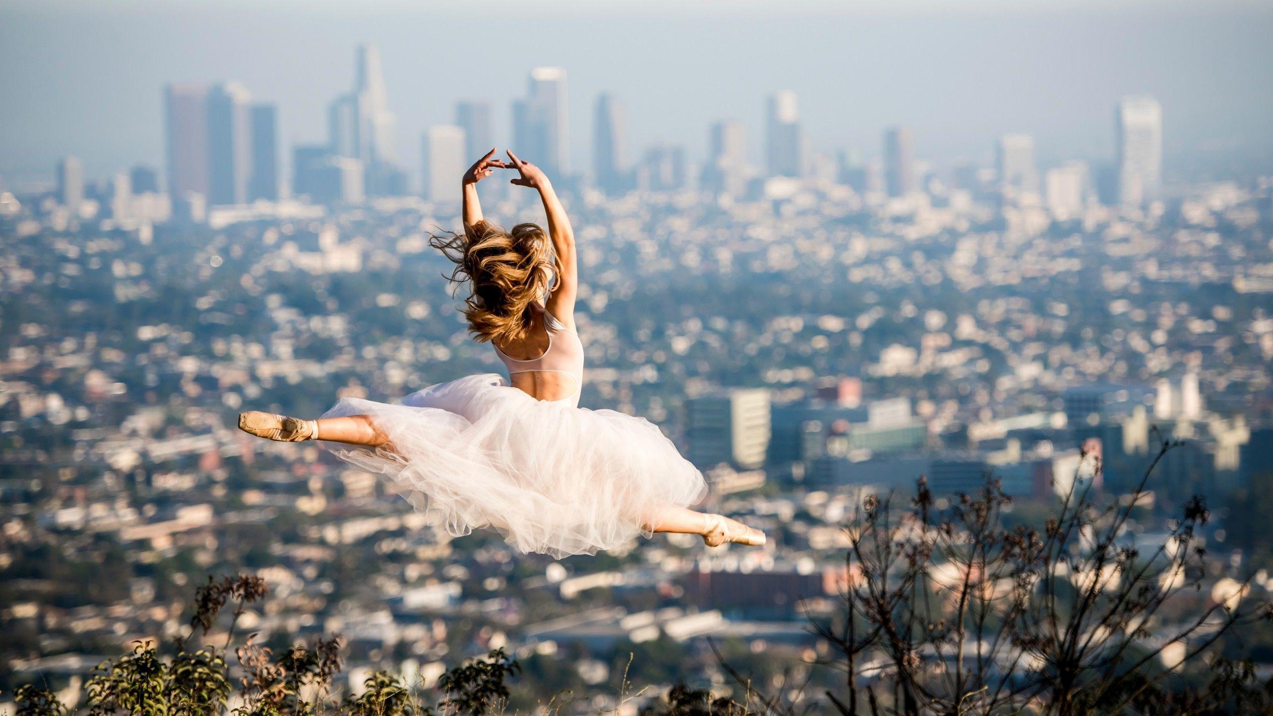 2560x1440 Ballet Computer Wallpaper