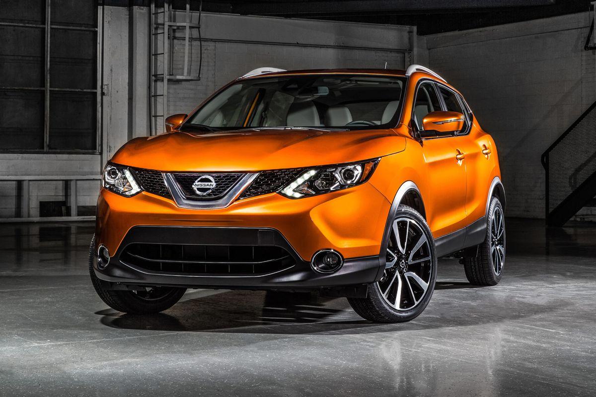 1200x800 Americans Go Rogue as Compact SUV Purchases Eclipse Sedans