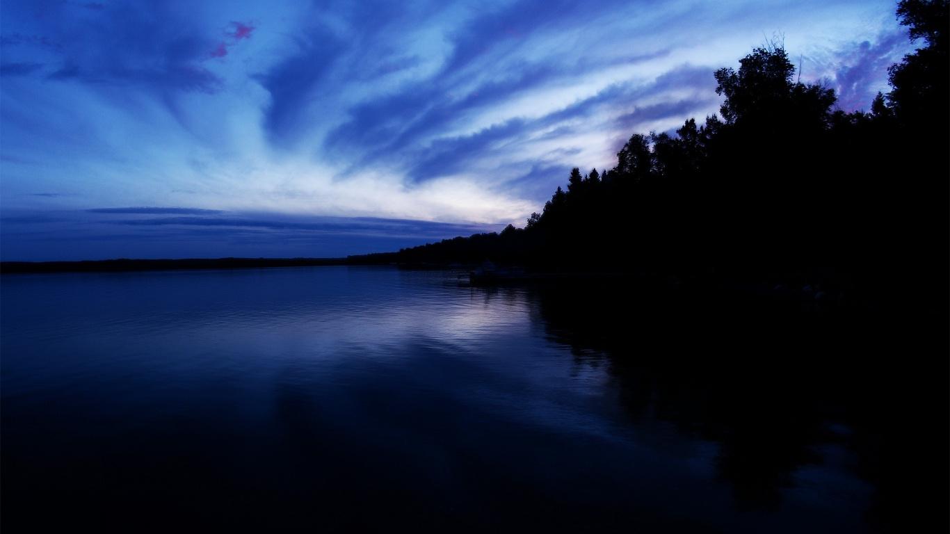 1366x768 Dark blue sunset desktop PC and Mac wallpaper