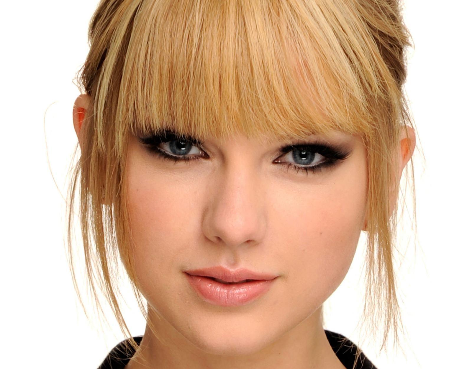 Taylor Swift Face Wallpapers - Top Free Taylor Swift Face Backgrounds ...