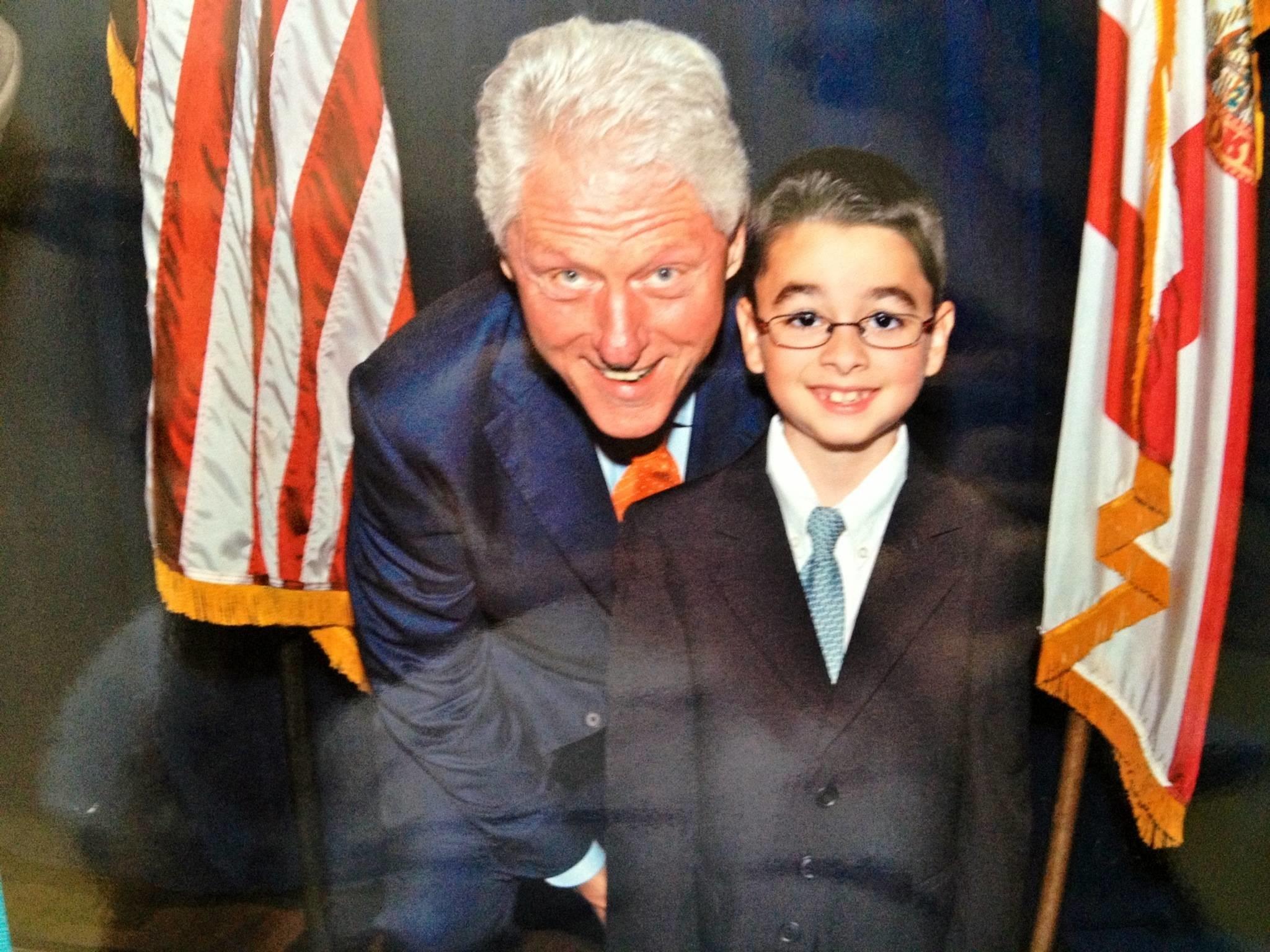 Amazing Clinton Eye Dr View for Your Screen Amazing Clinton Eye Dr View for Your Screen