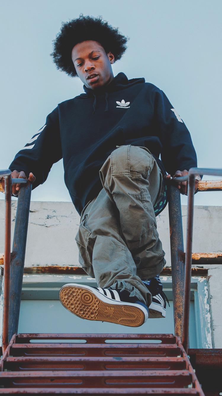 750x1334 hypescreens