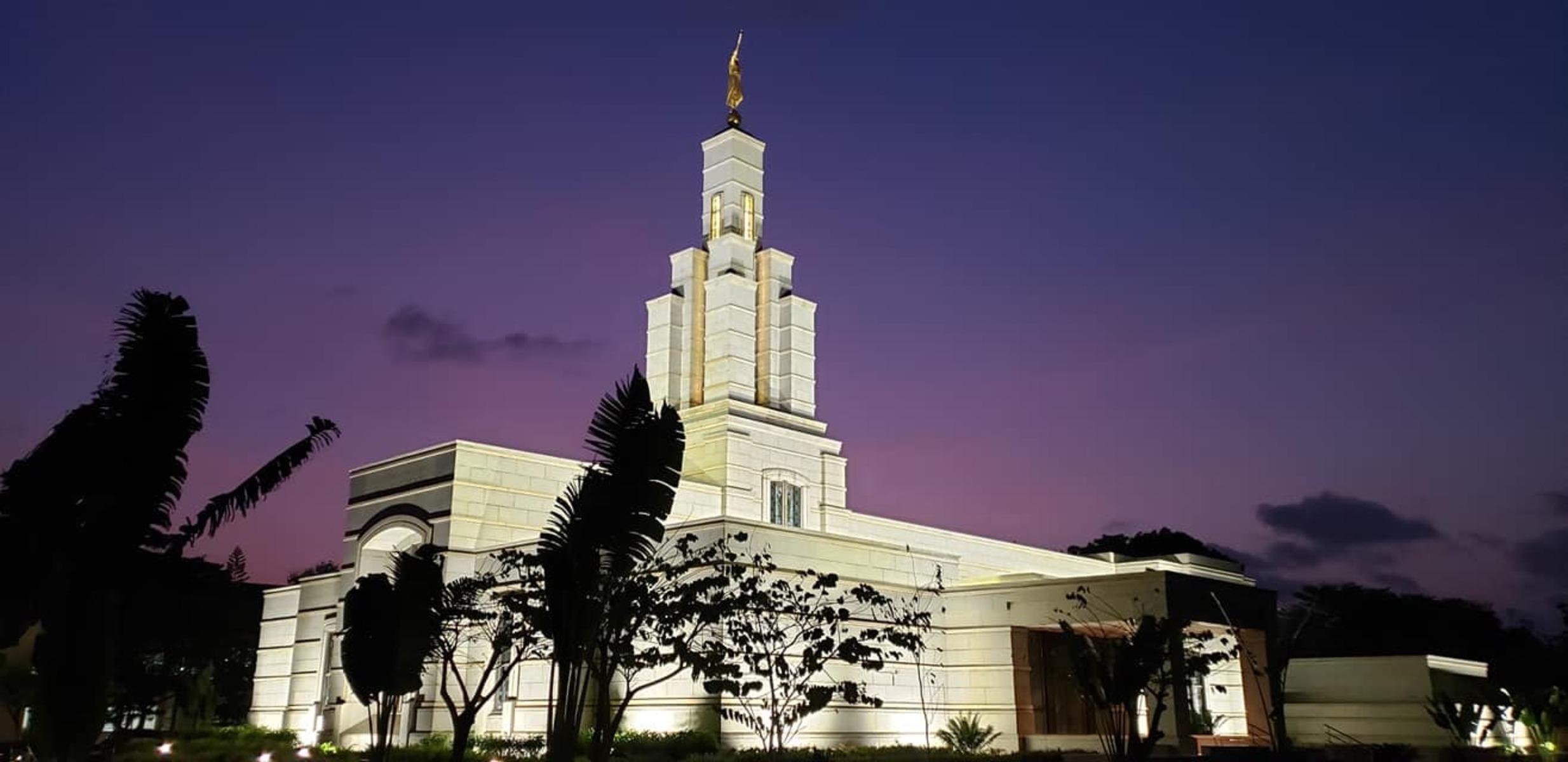 2468x1200 Accra Ghana Temple Photograph Gallery