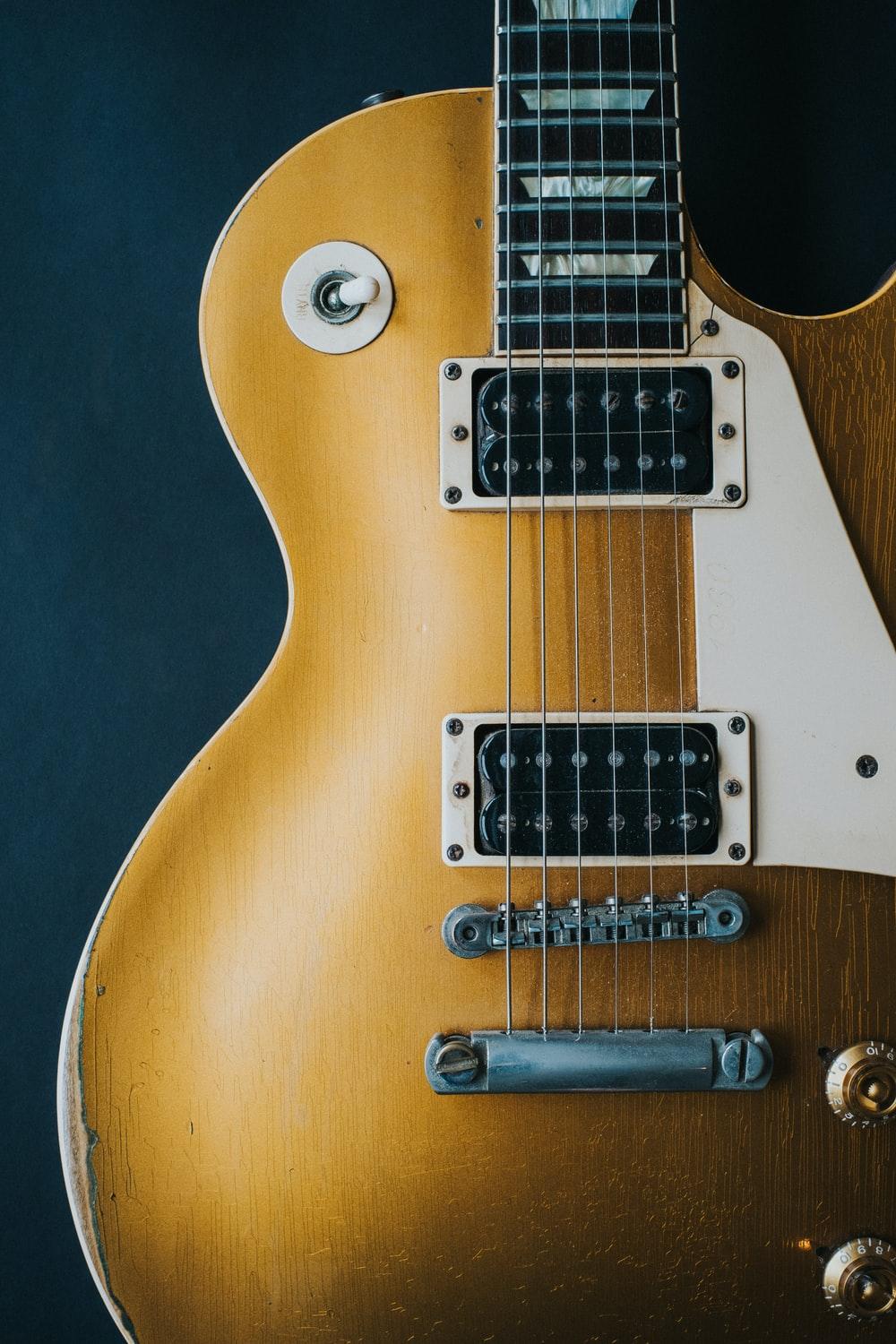 1000x1500 Vintage Guitar Picture. Download Free Image
