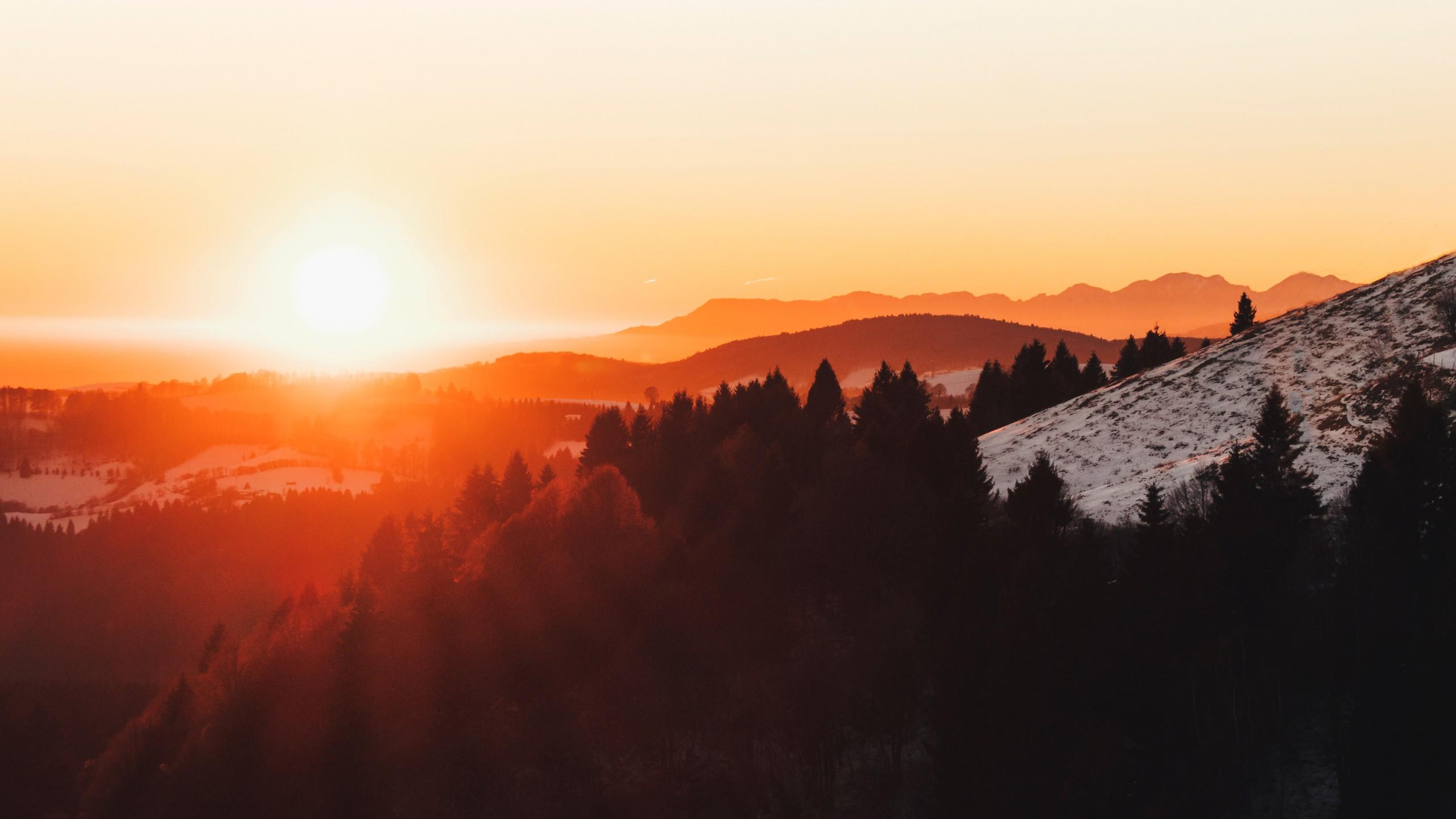 2560x1440 Monte Grappa Mountains Sunset 4K Wallpaper