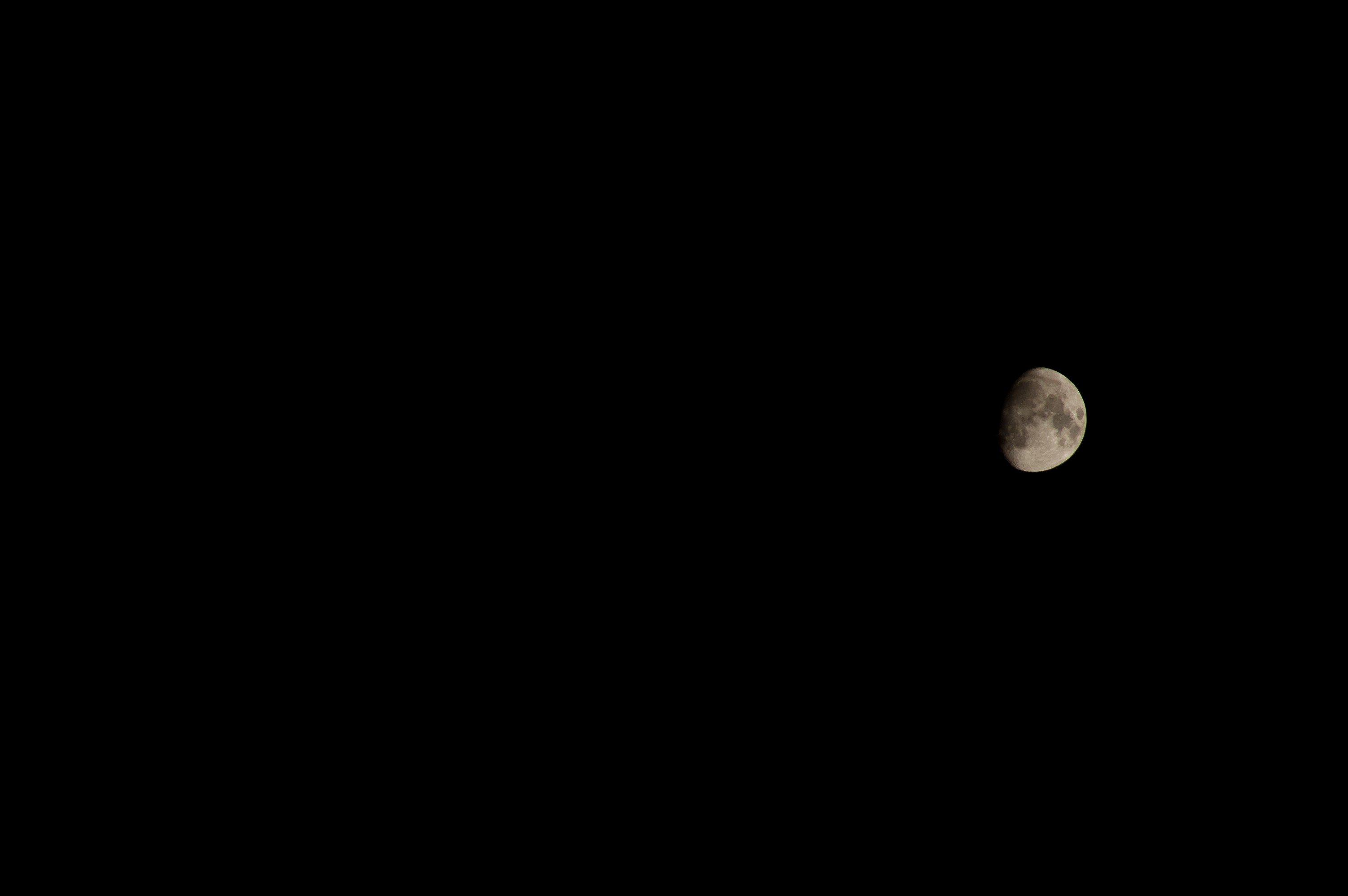 3008x2000 Moon, Black HD Wallpaper / Desktop and Mobile Image & Photo