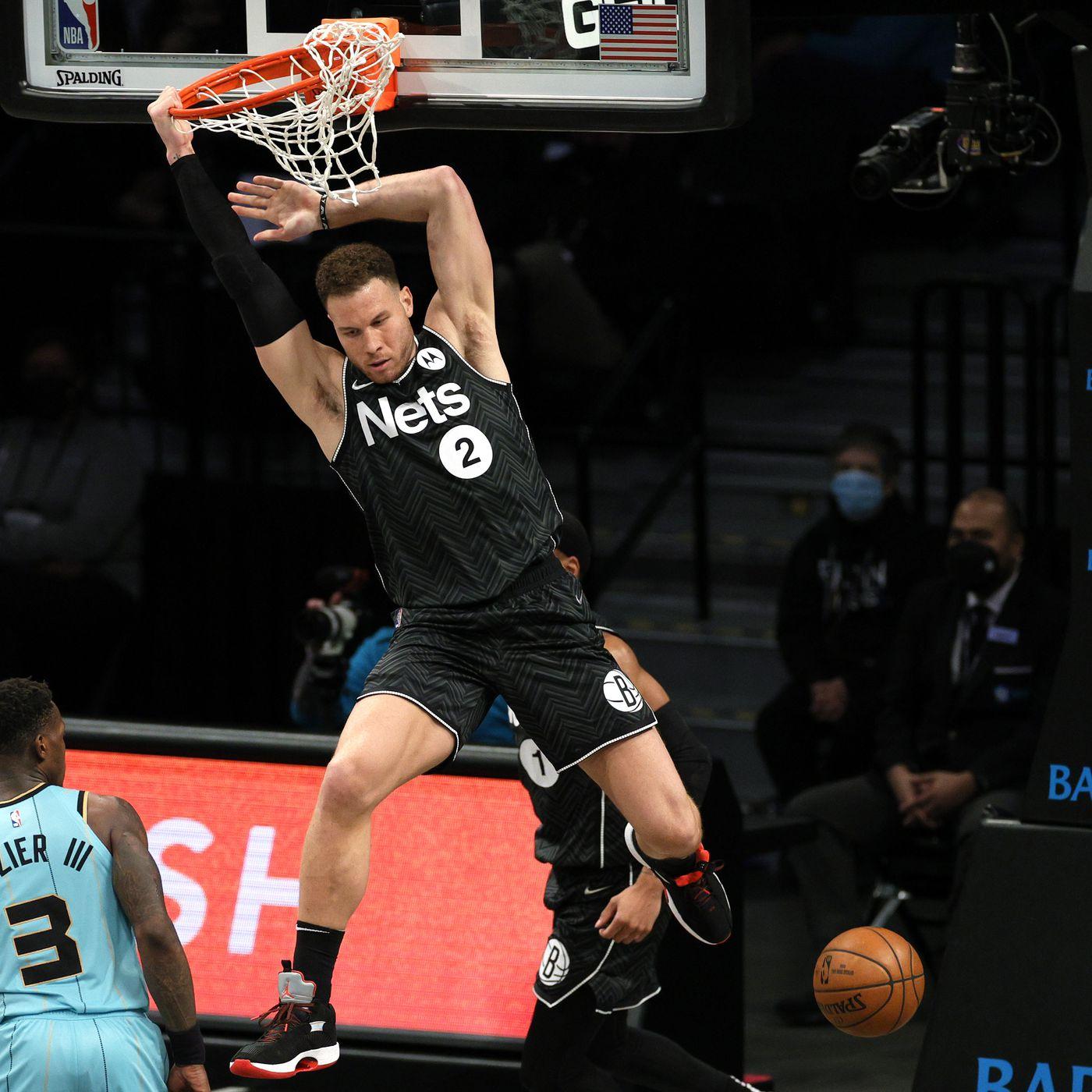 1400x1400 Pistons try to dunk on Blake Griffin, fail