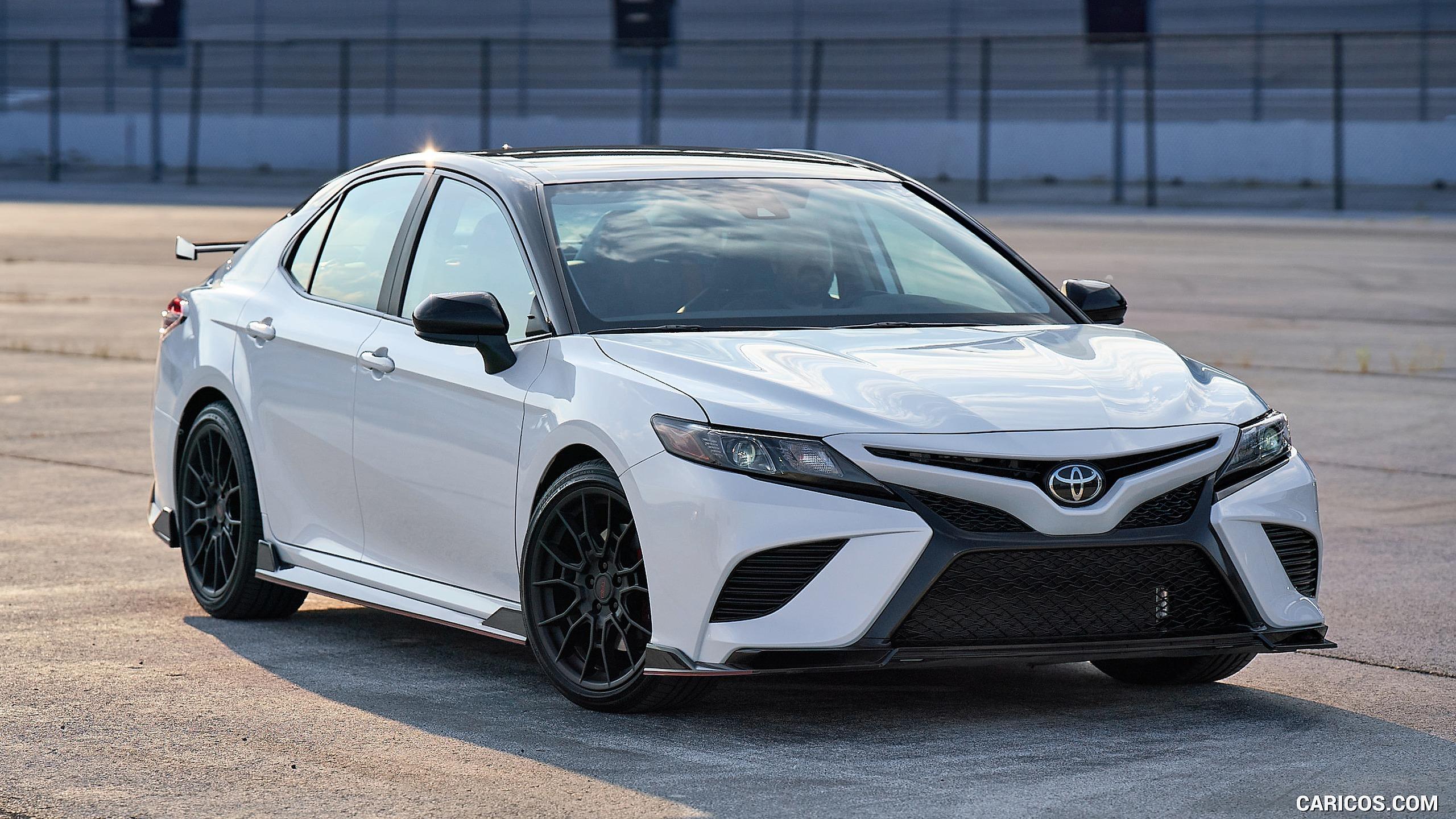 2560x1440 Toyota Camry TRD Three Quarter