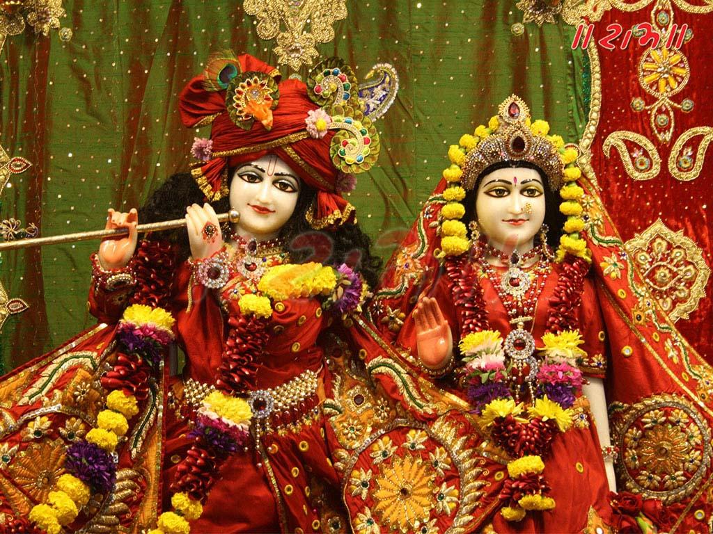 1024x768 Iskcon radha krishna. Temple Image and Wallpaper Temple Wallpaper