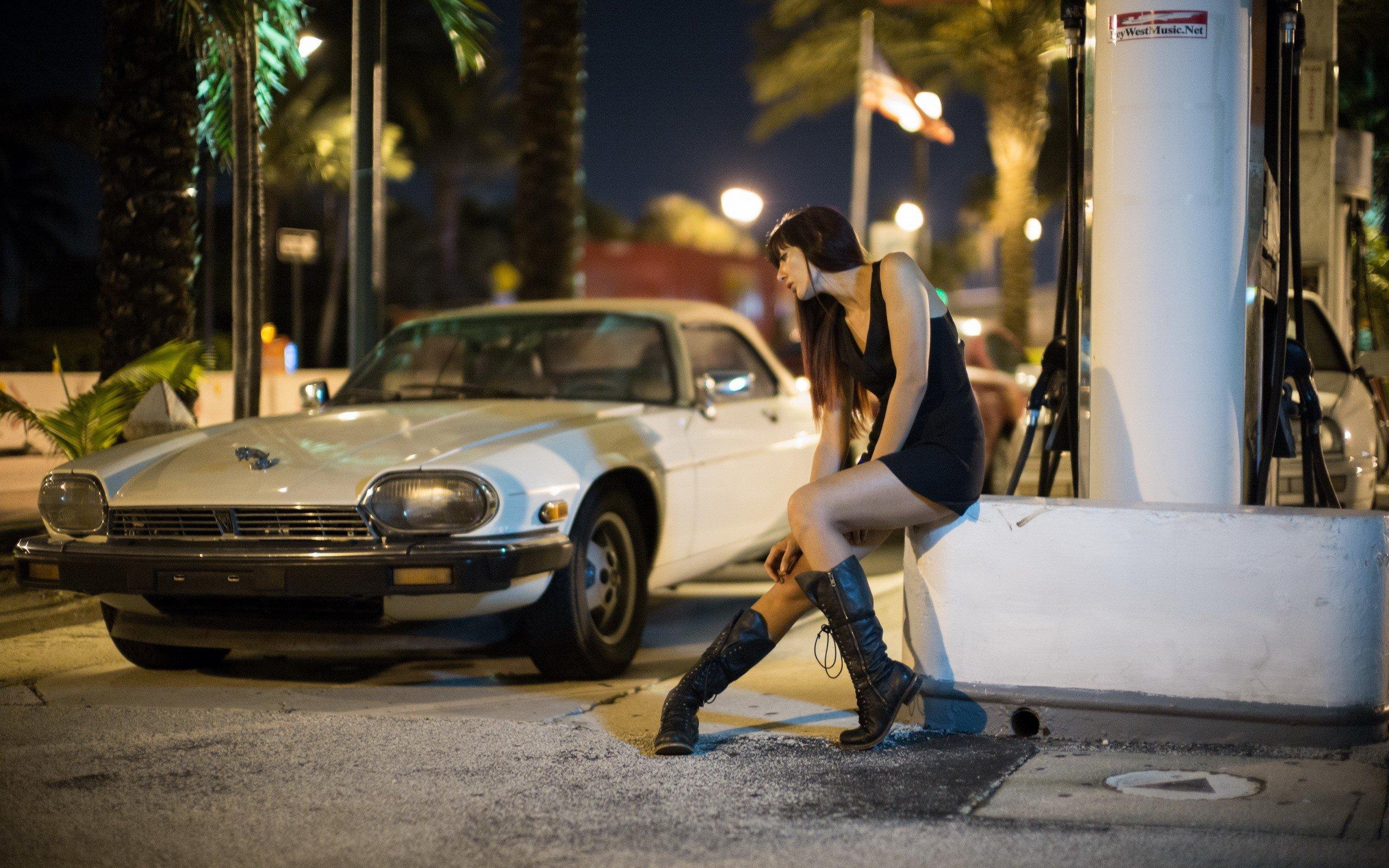 2560x1600 model, Car, Women, Vehicle, Jaguar, Jaguar XJS HD Wallpaper / Desktop and Mobile Image & Photo