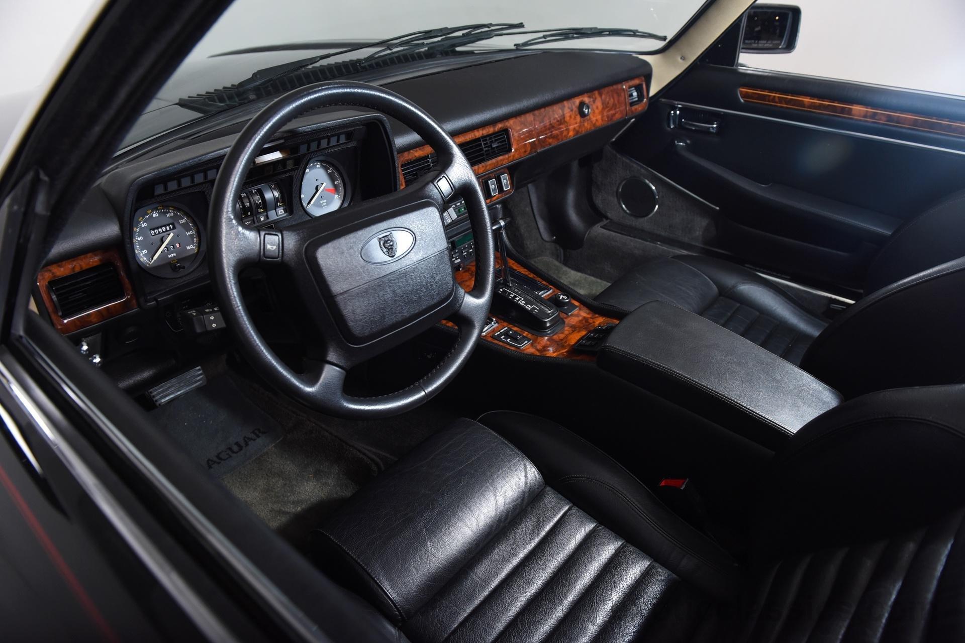 1920x1280 Jaguar XJS Convertible V12 cars black wallpaperx1280
