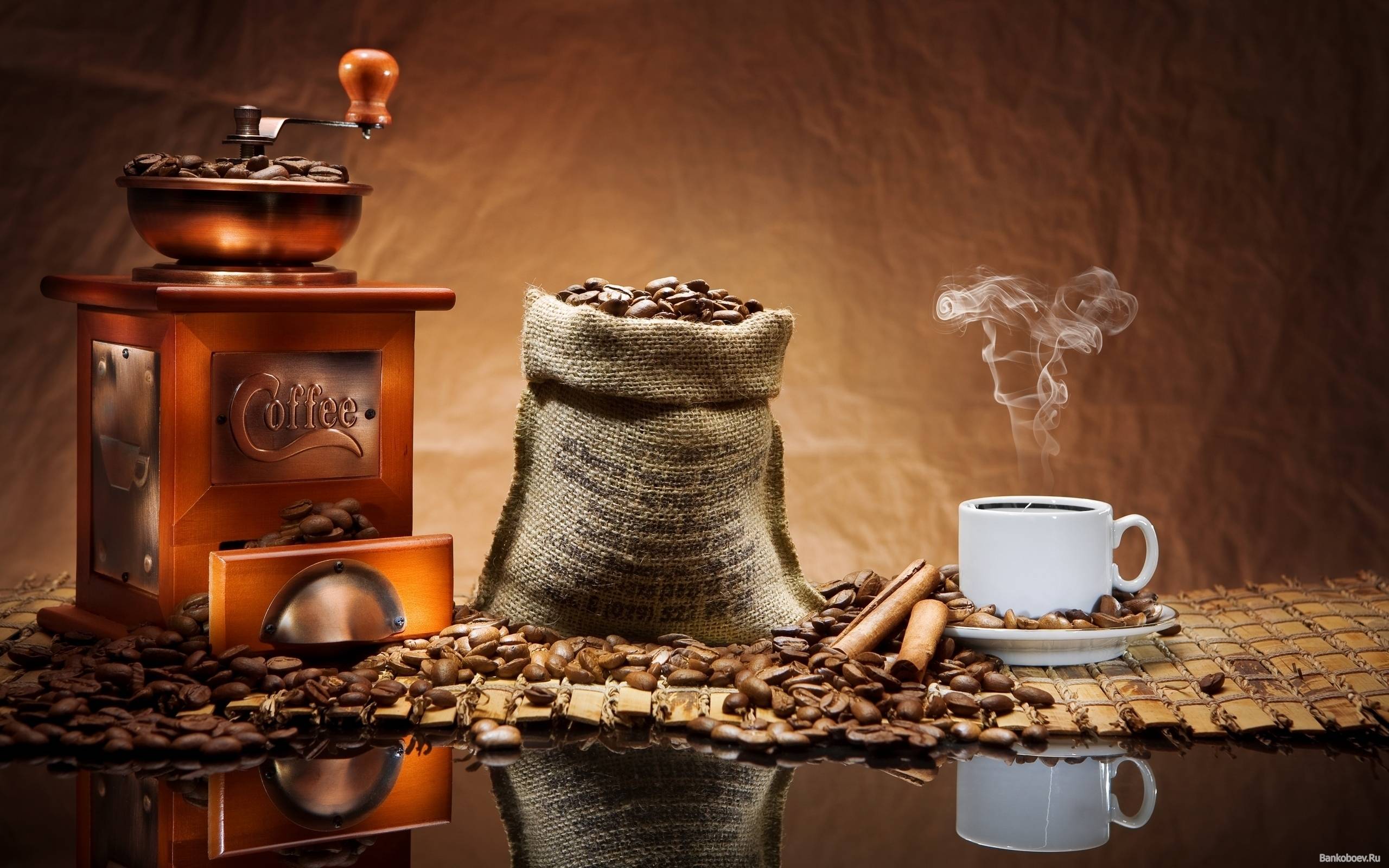2560x1600 Coffee Break Wallpaper