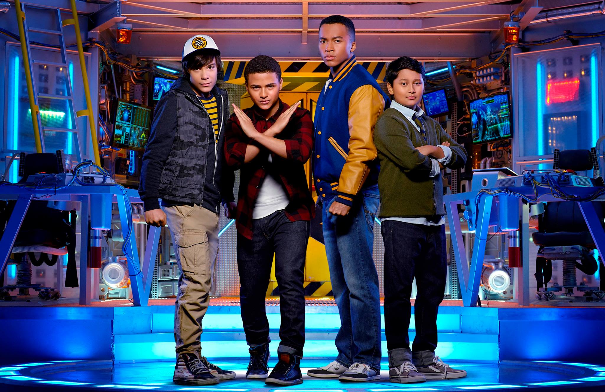 2048x1326 Mech X4 Let's Survive In The Woods! (TV Episode 2016)