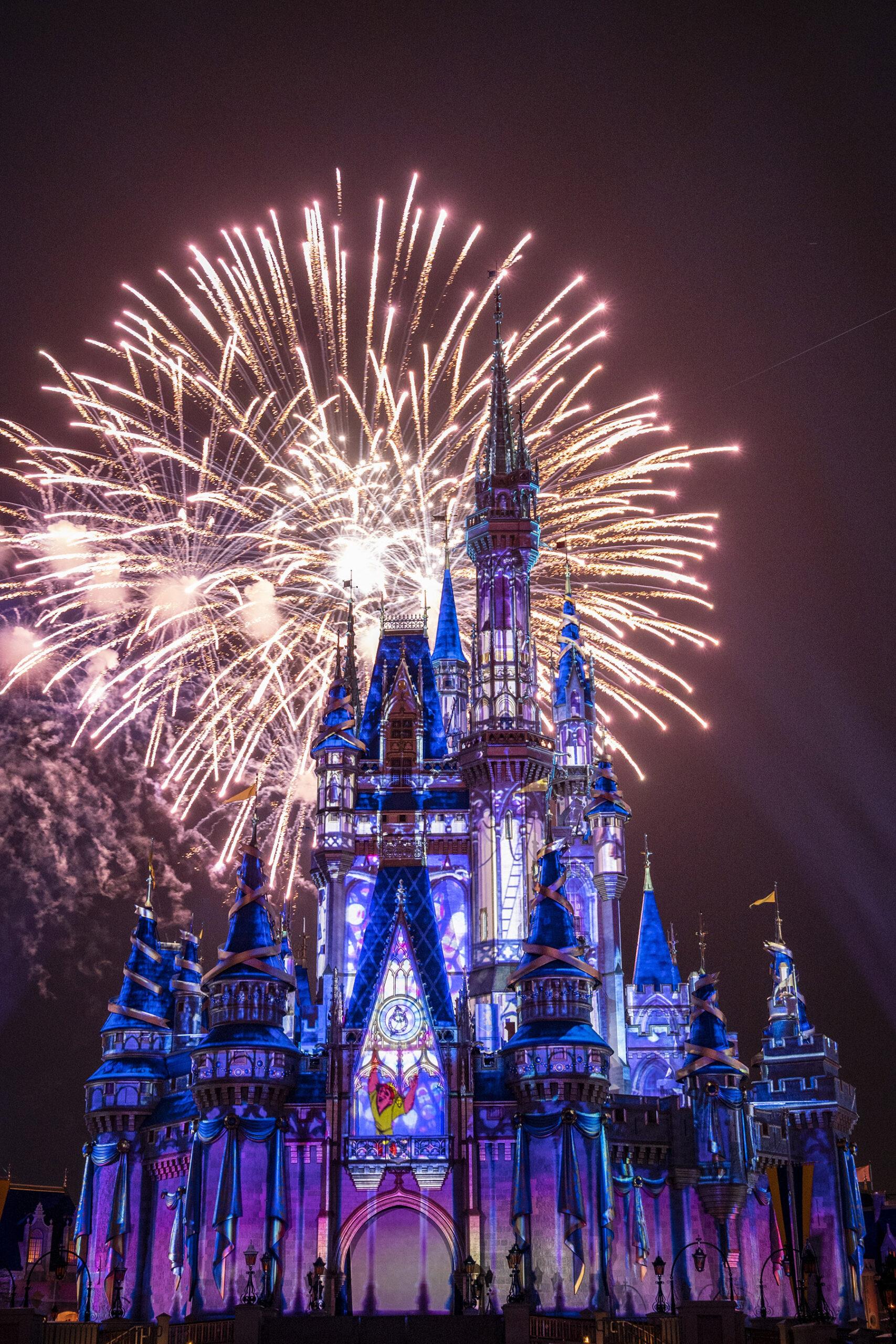 1707x2560 Happily Ever After Returns to the Skies of Magic Kingdom