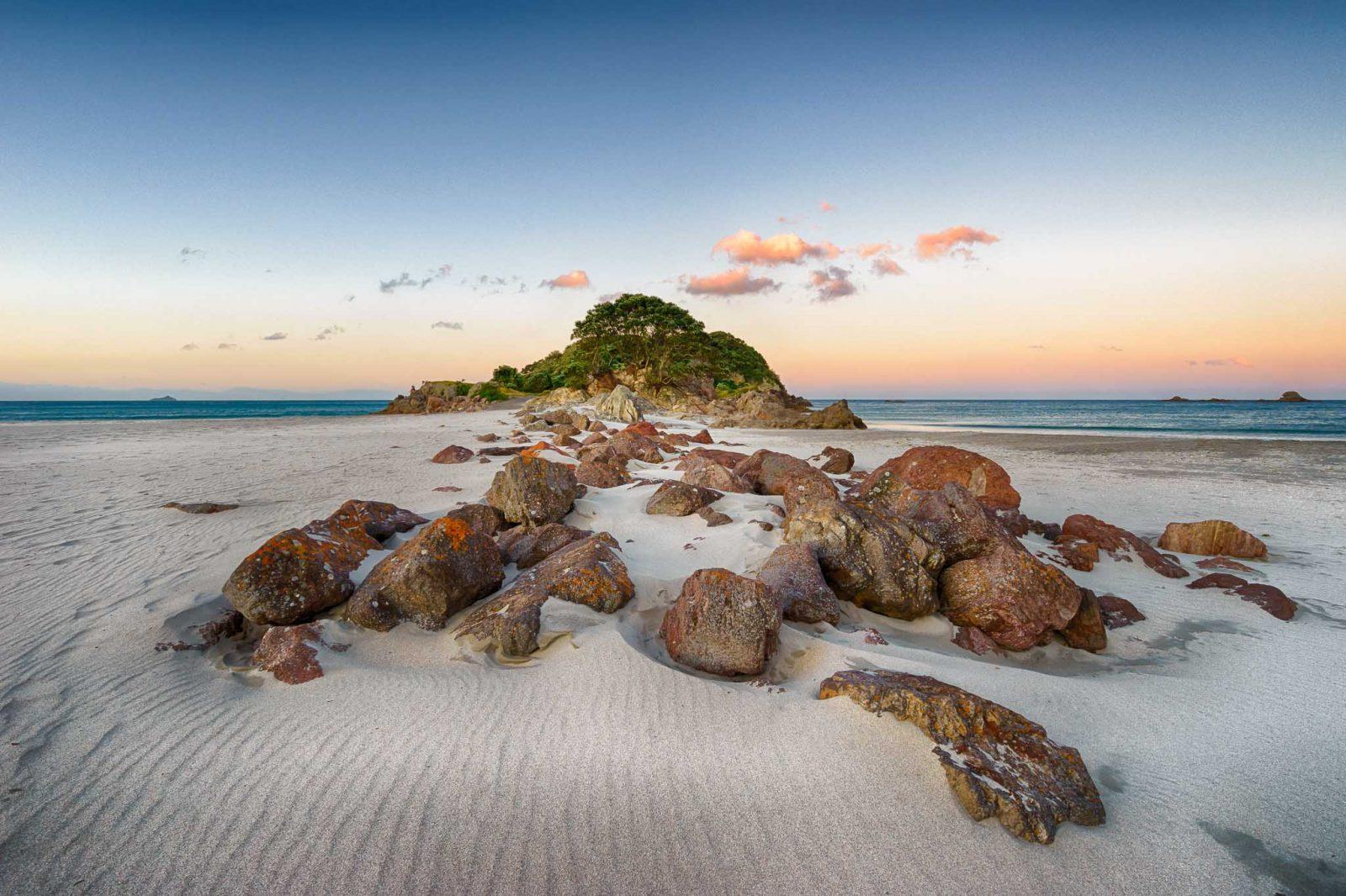 1600x1066 Mt Maunganui Beach Wallpaper