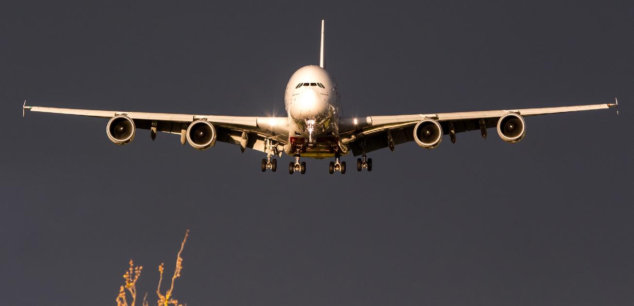 1306x632 Coronavirus crisis: Only few flight hours for Emirates' Airbus A380