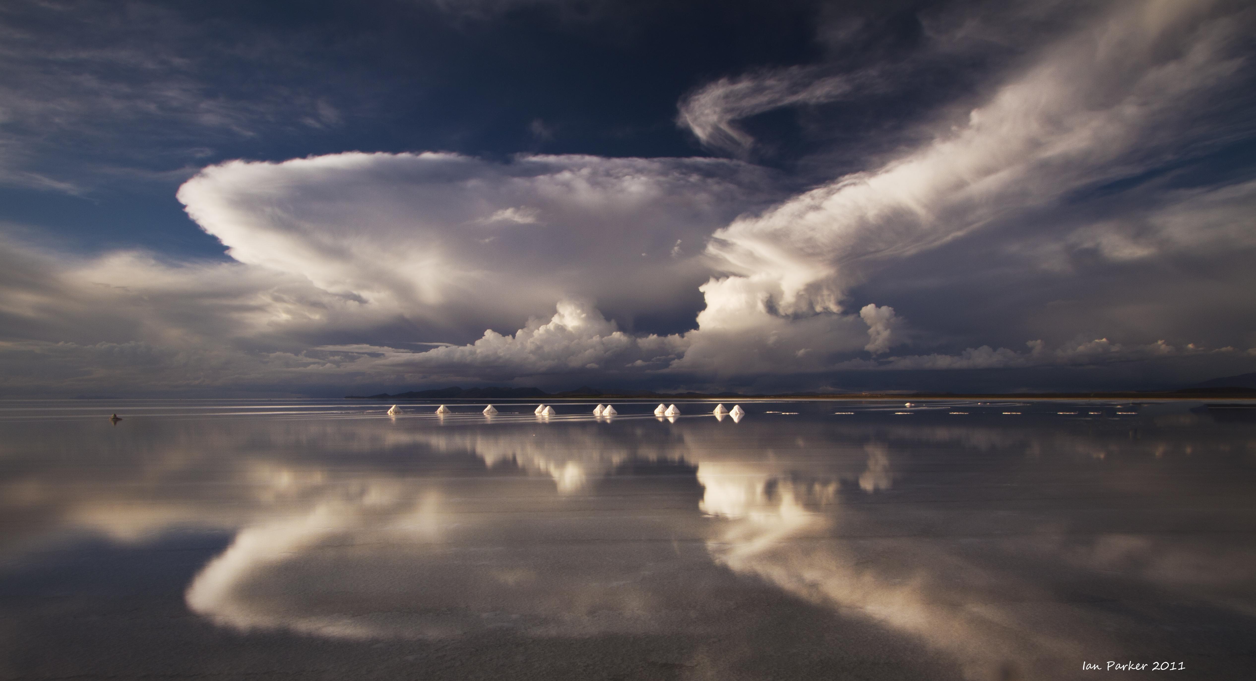 5064x2746 Evanescent Light : Salar de Uyuni