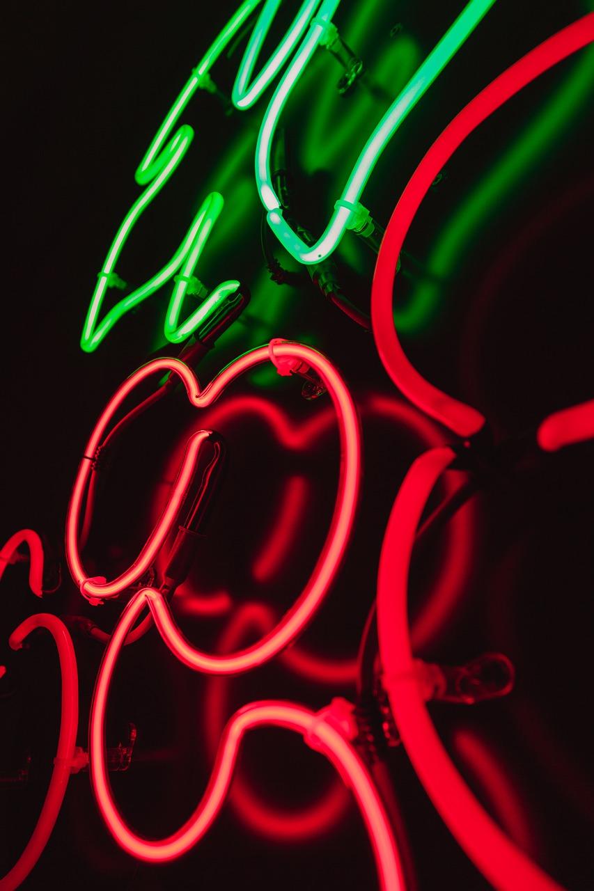 853x1280 Neon Light Red