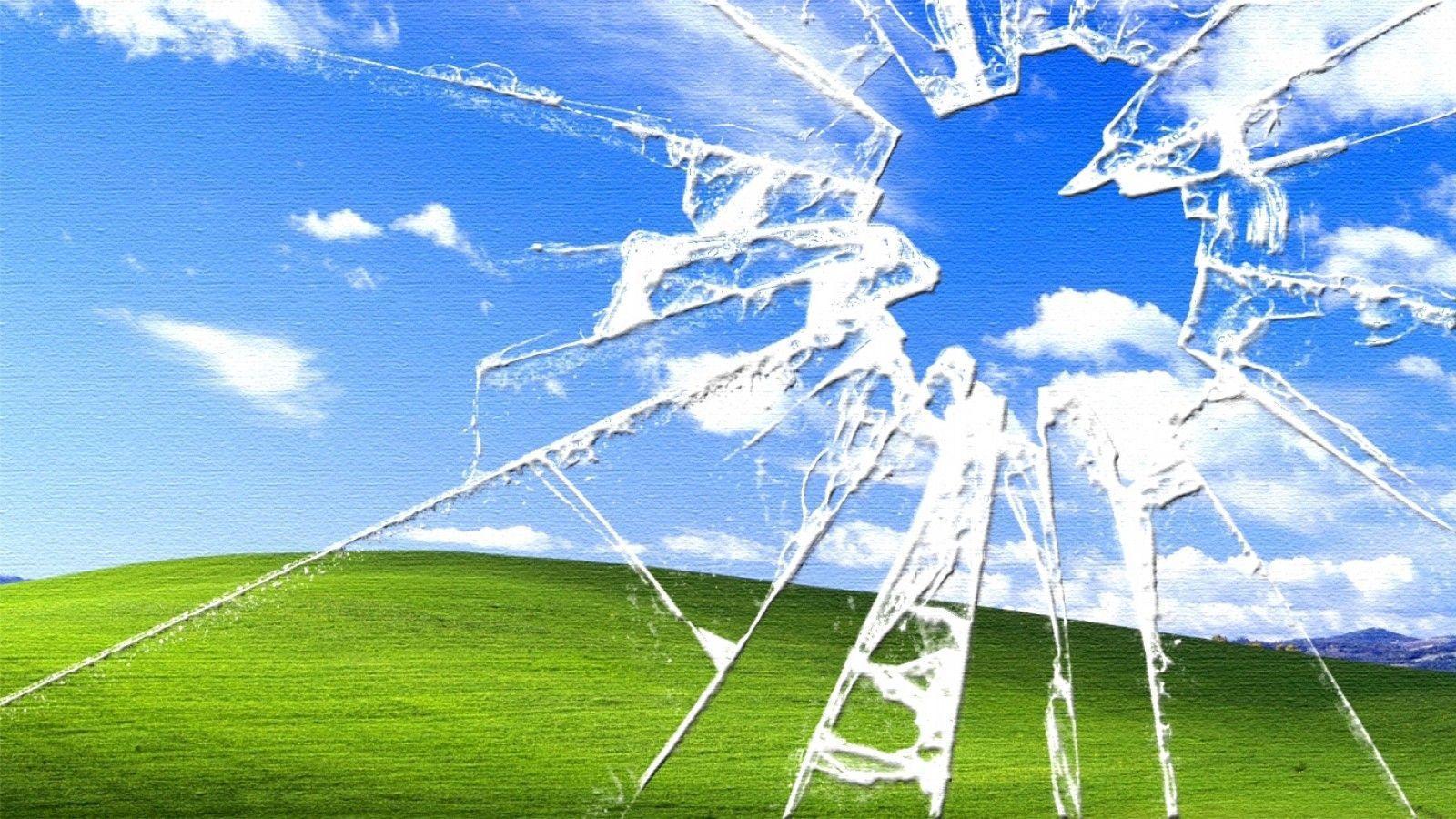 1600x900 Cracked Computer Screen Wallpaper