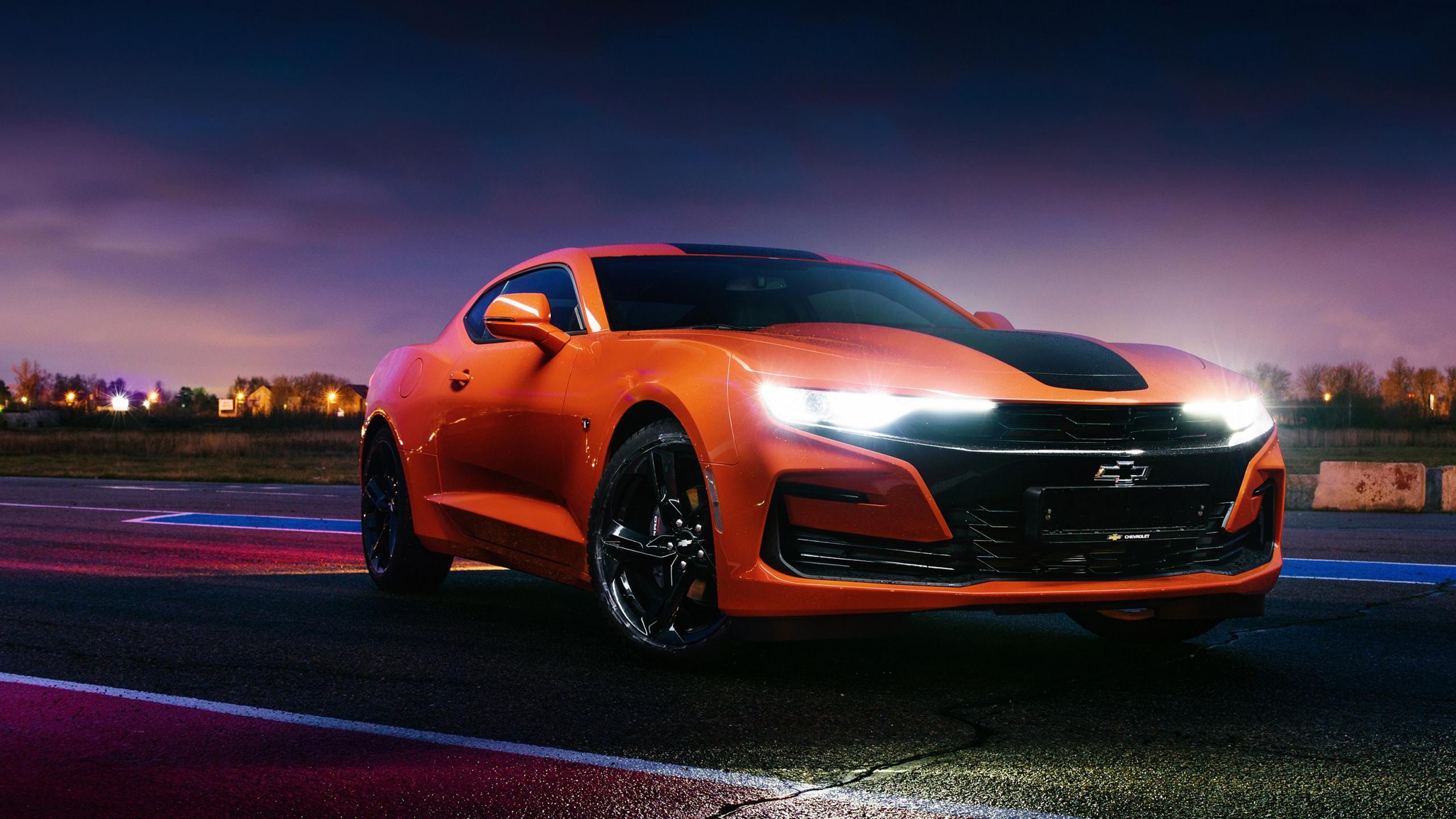 2560x1440 Chevrolet Camaro ZL1 2019 Wallpaper