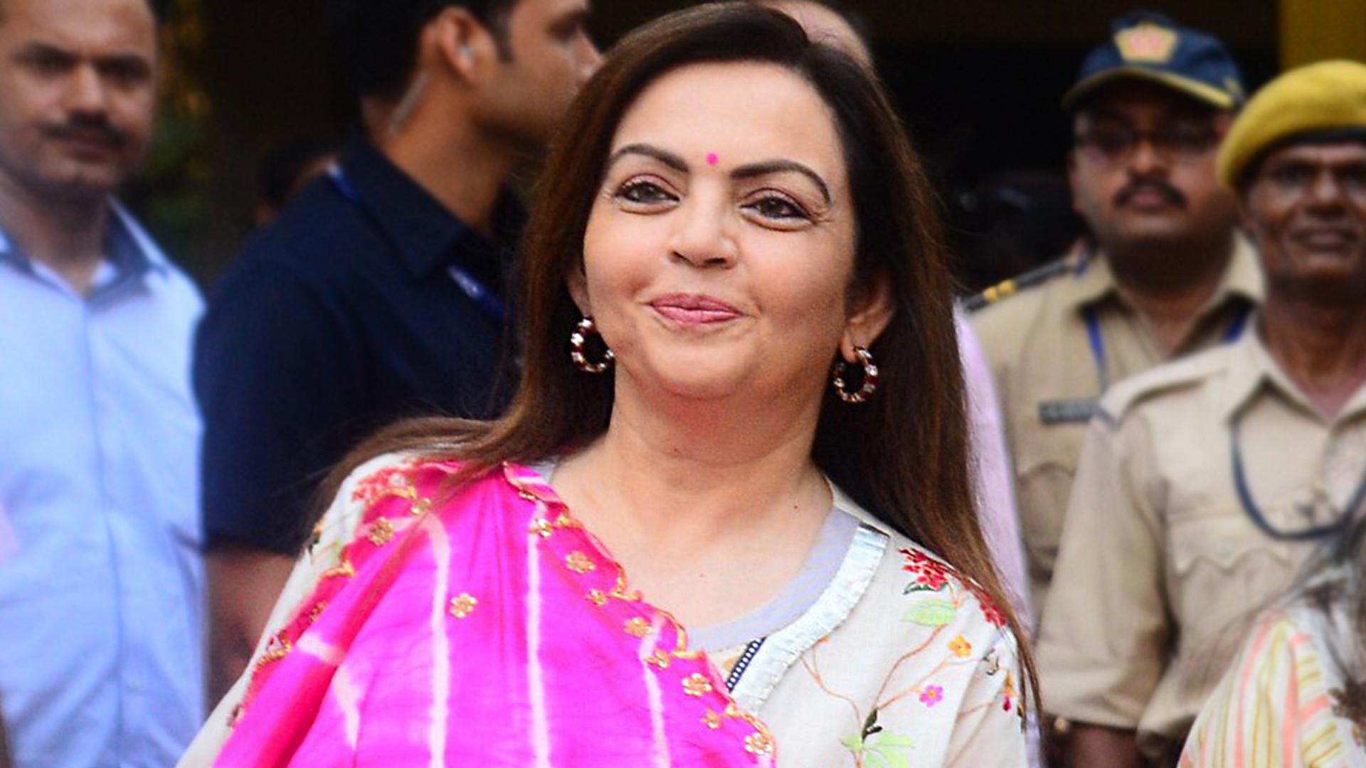 1920x1080 Did you miss the vibrant kurta Nita Ambani wore during the pm9minutes initiative?