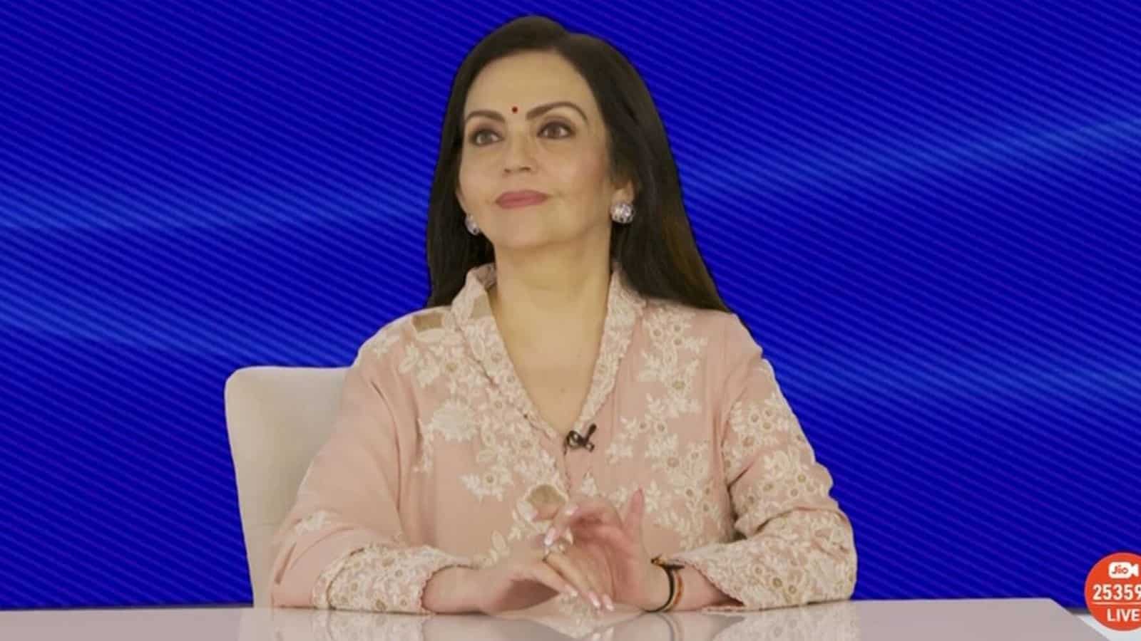 1600x900 Nita Ambani Cancelled Gujarat Trip Due To Explosives Laden SUV Outside 'Antilia'
