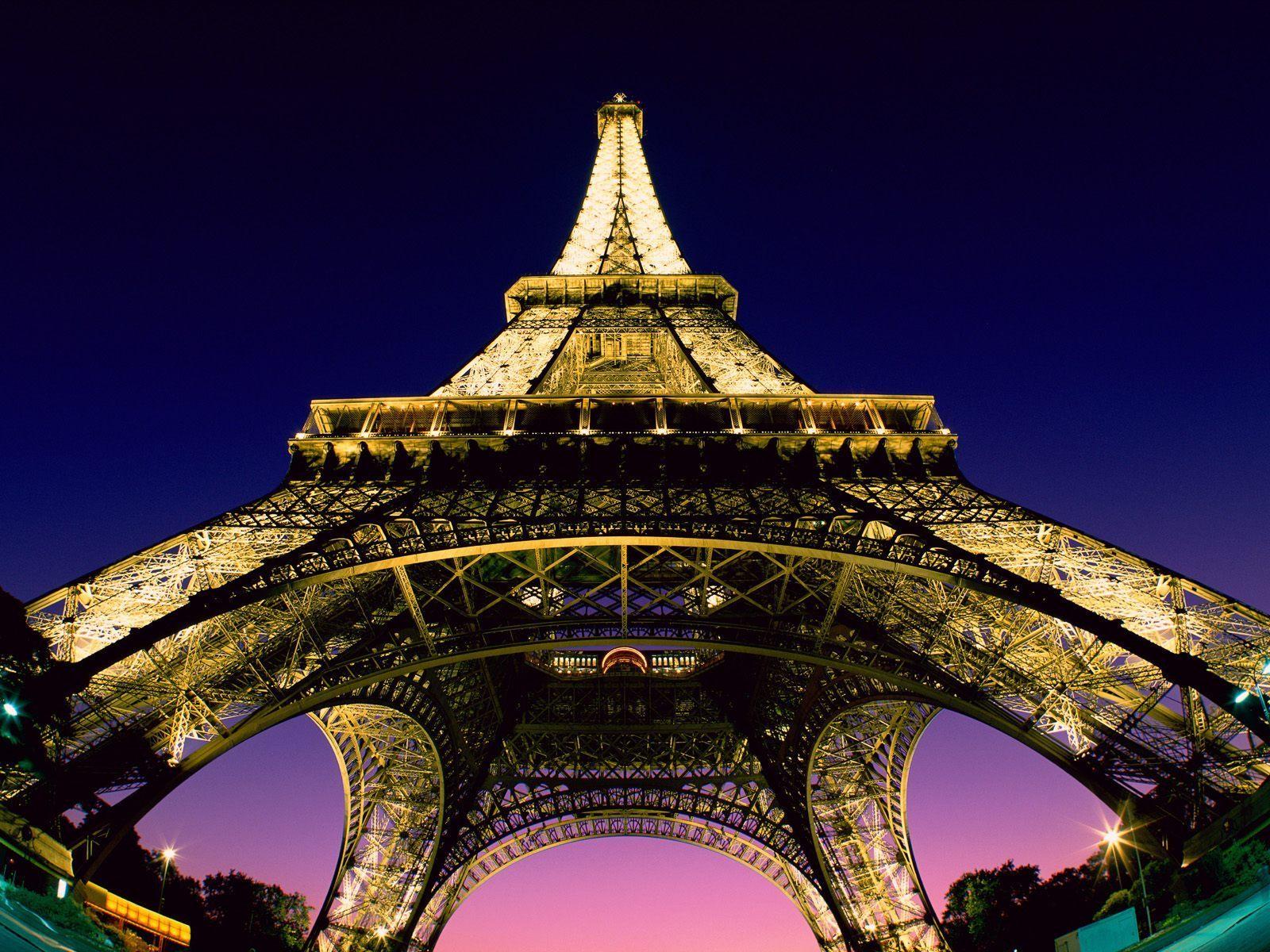 1600x1200 HQ France wallpaper