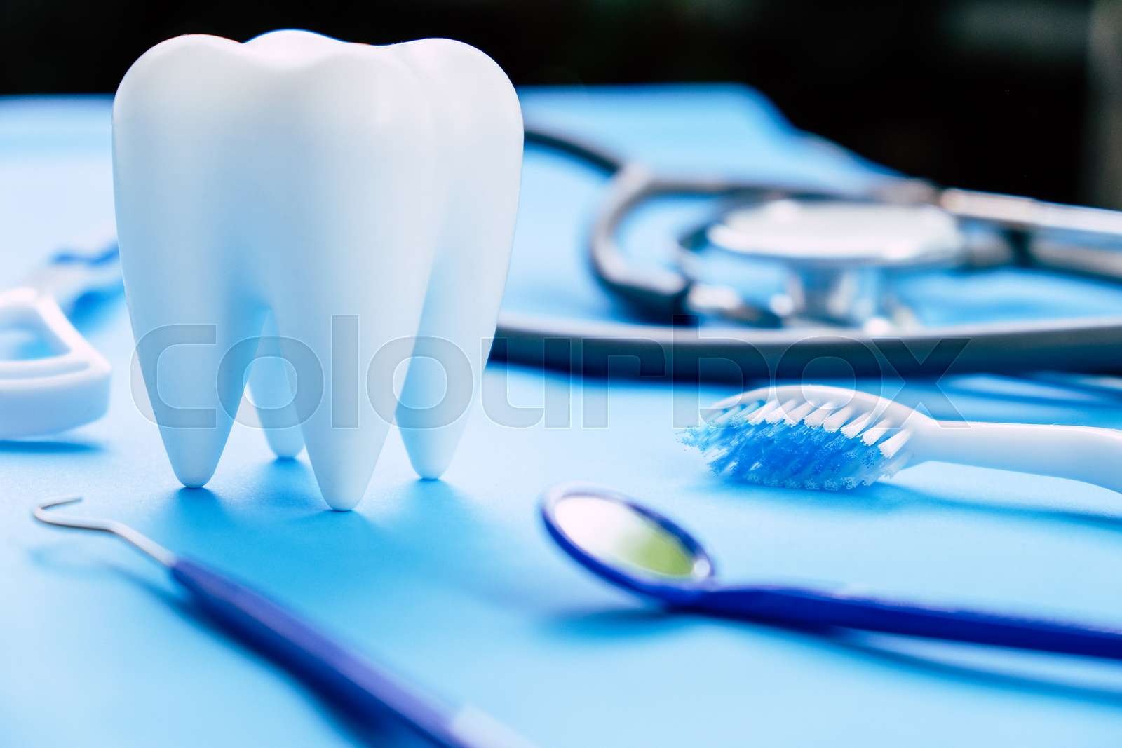 1600x1067 dental hygiene background