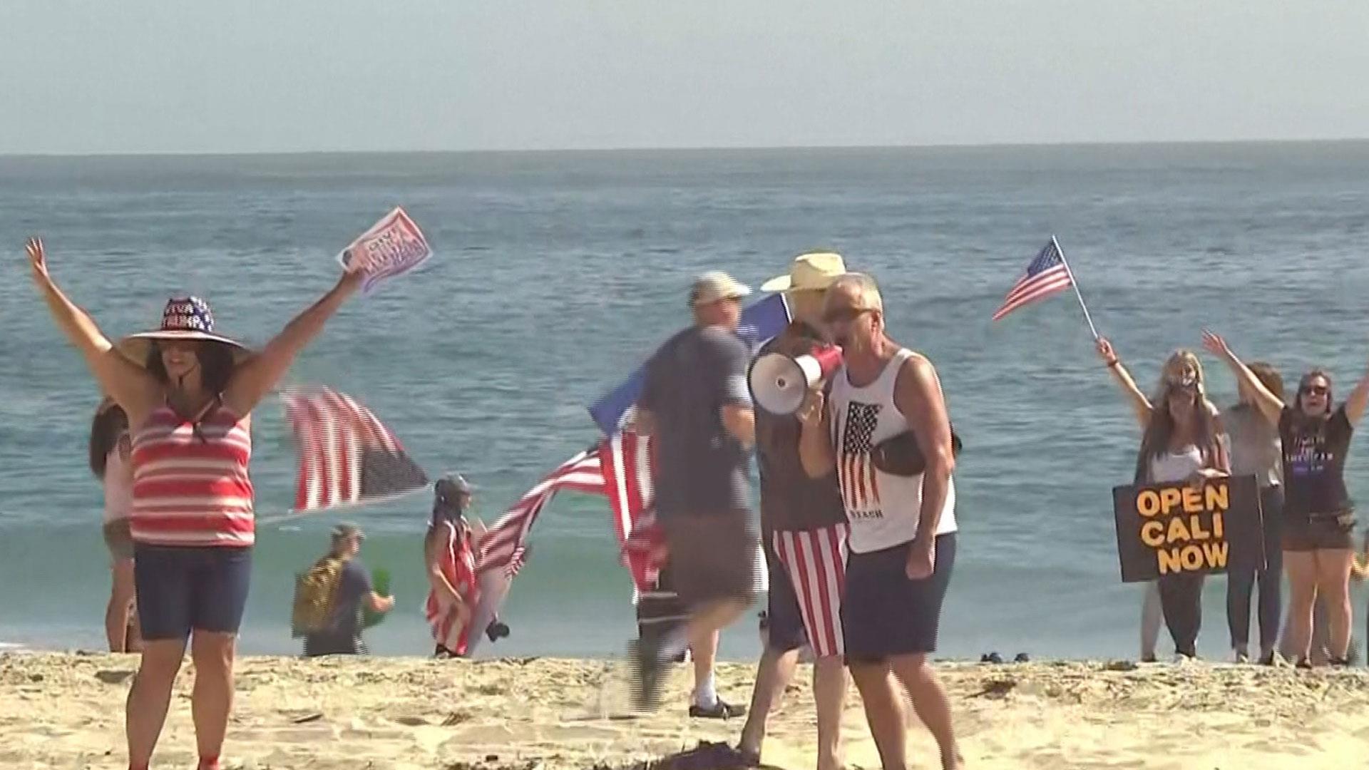 1920x1080 In California, social distancing clashes with beach worship