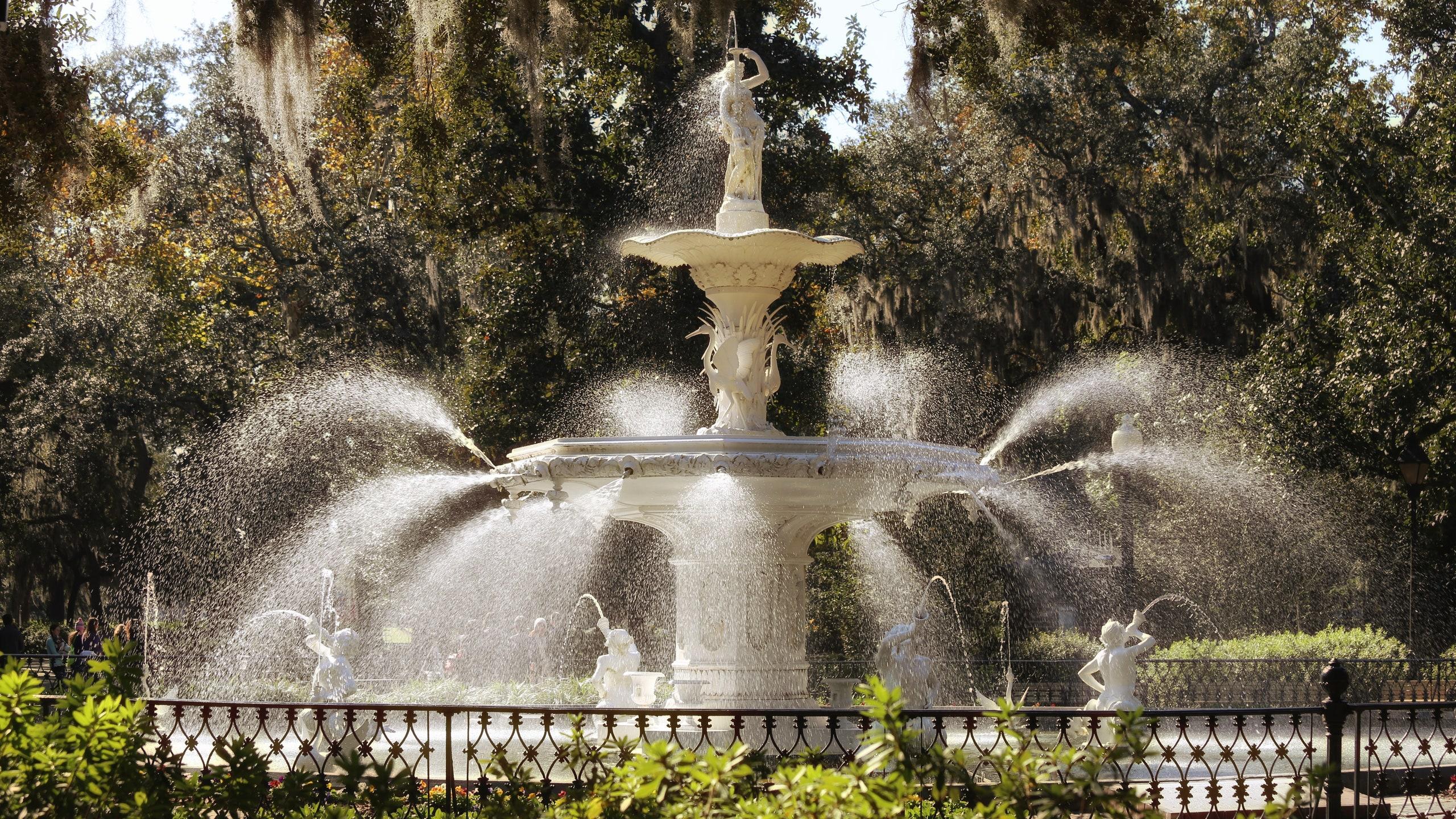 2560x1440 A Local's Guide to Georgia, USA. Condé Nast Traveler