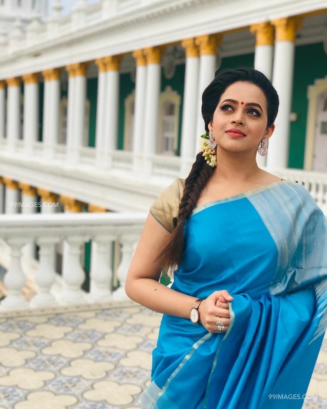 1080x1350 Bhavana Beautiful HD Photo & Mobile Wallpaper HD / iPhone HD Wallpaper Background Download HD Wallpaper (Desktop Background / Android / iPhone) (1080p, 4k) (1080x1350) (2022)