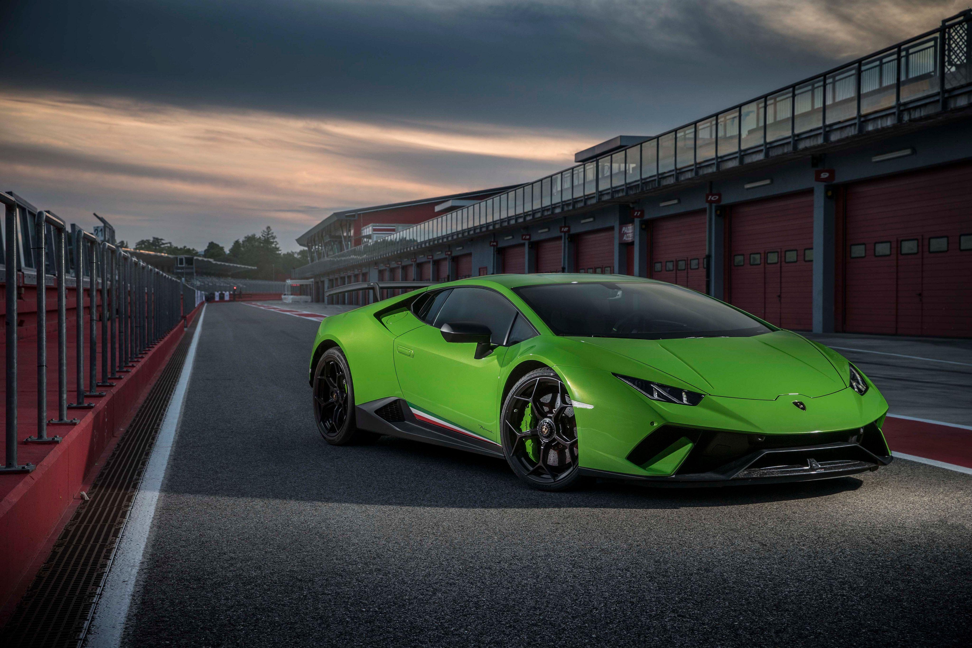 4096x2731 Lamborghini Huracan Performante 4k Wallpaper