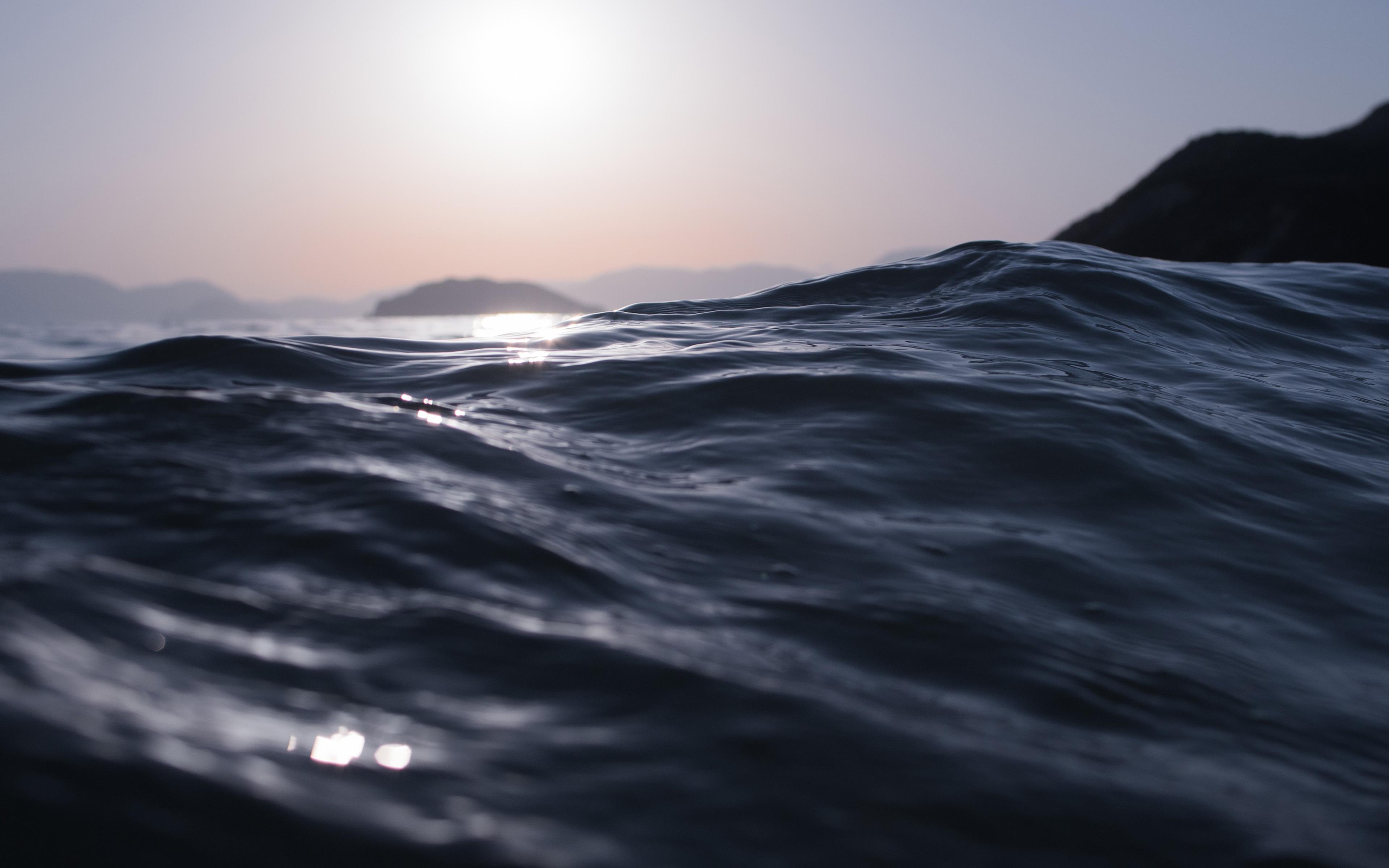 3840x2400 Sea Dive Wave Dark Summer Ocean Nature