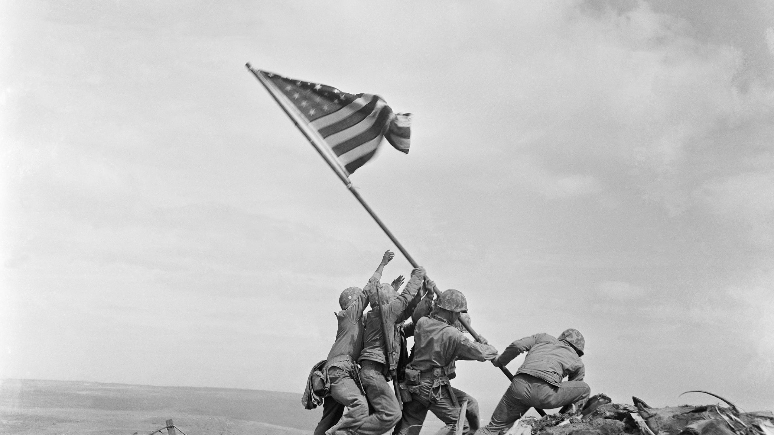 2560x1440 Marines correct ID of second man who raised flag at Iwo Jima